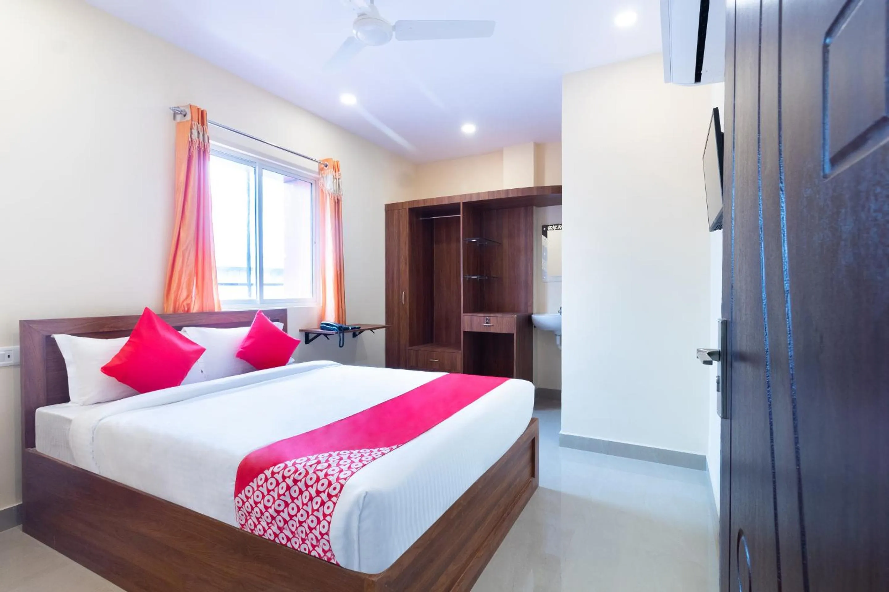 Bedroom, Bed in Hotel O The Gate