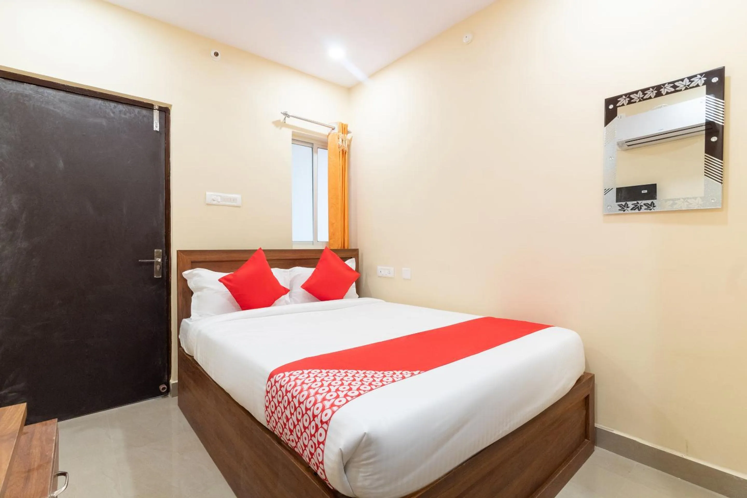 Bedroom, Bed in Hotel O The Gate