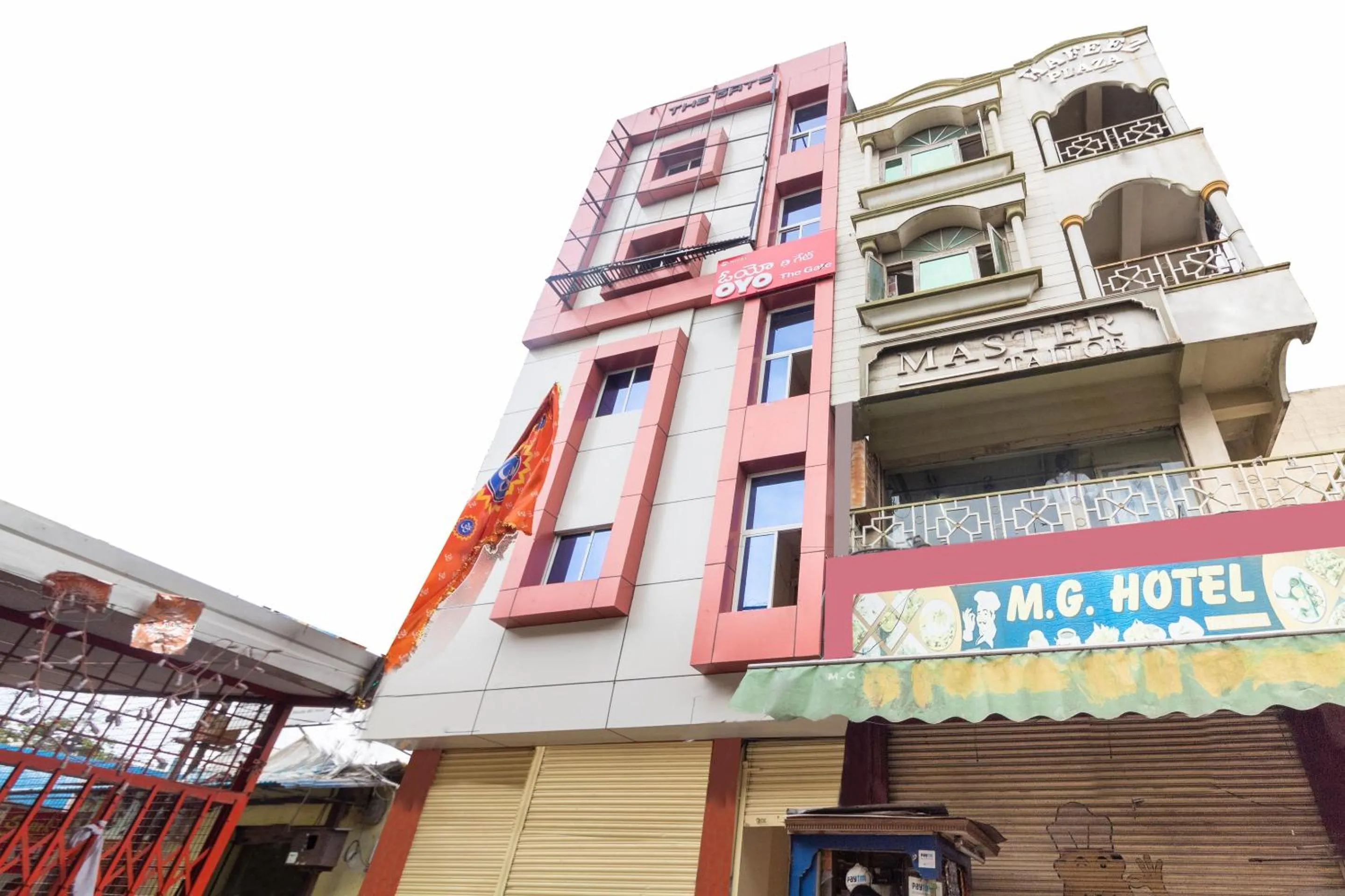 Facade/entrance in Hotel O The Gate