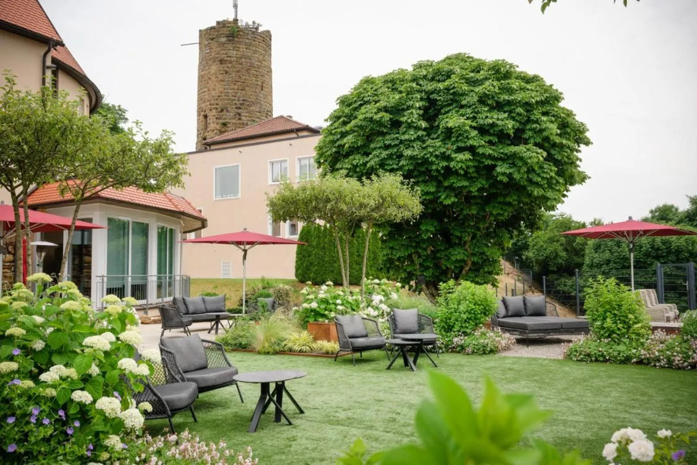 Garden in Burghotel Staufeneck