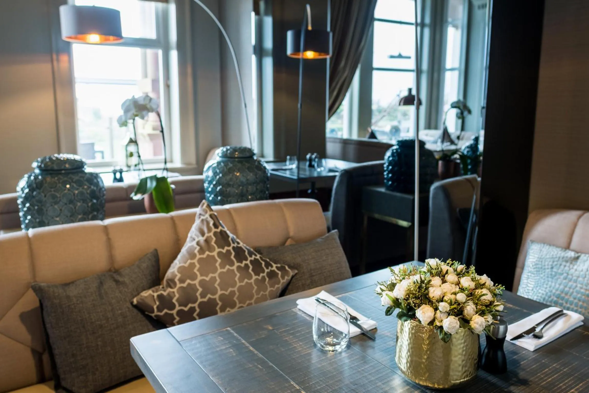 Restaurant/places to eat in The Grand Hotel