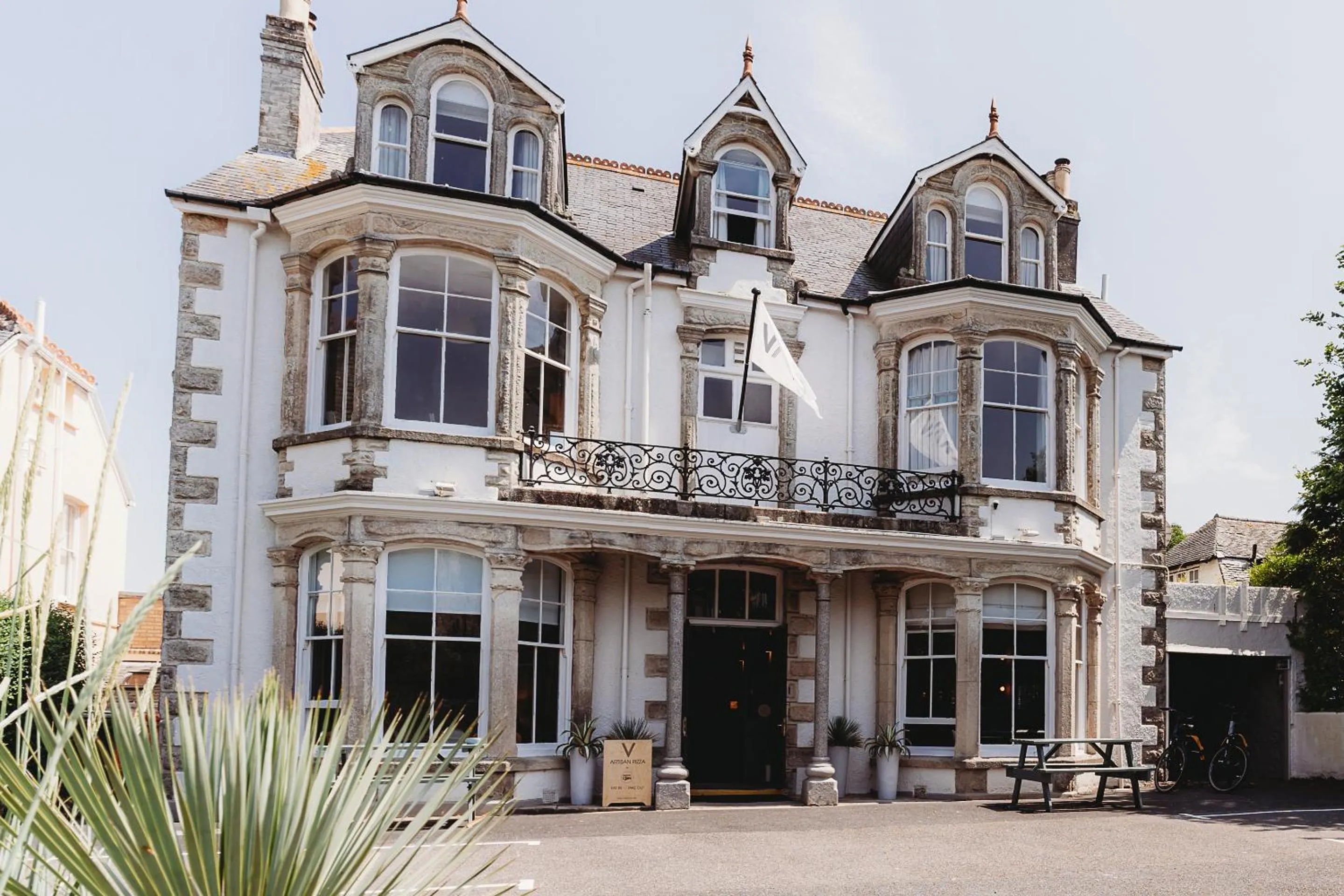 Property building in Hotel VARA