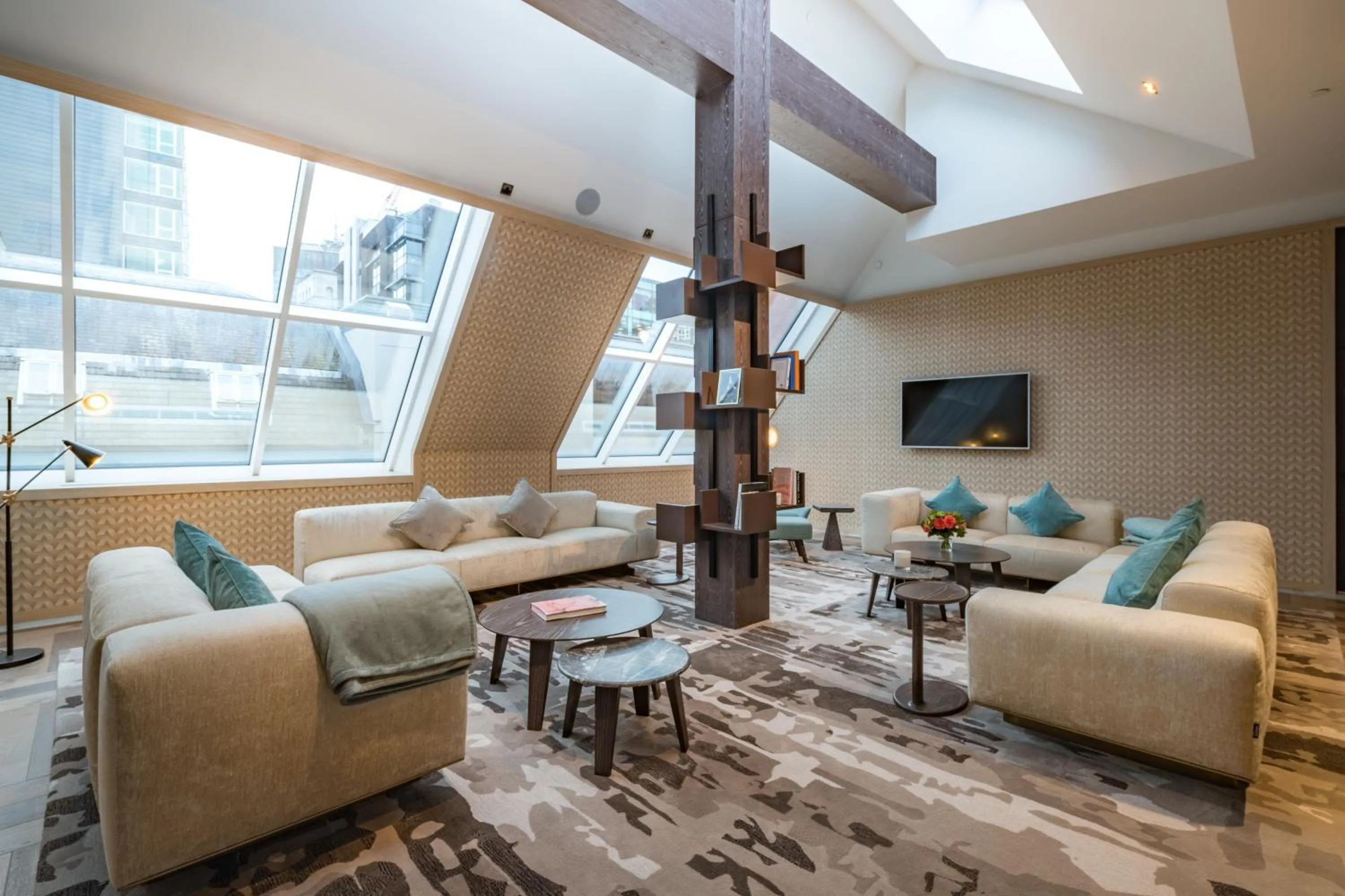 Lounge or bar in Stock Exchange Hotel, Manchester, Autograph Collection