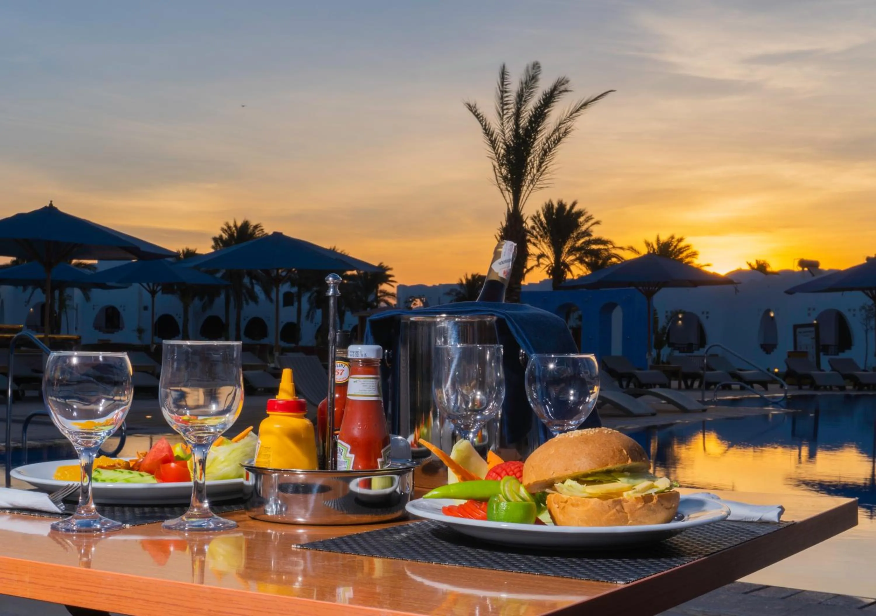 Restaurant/places to eat in Safir Dahab Resort