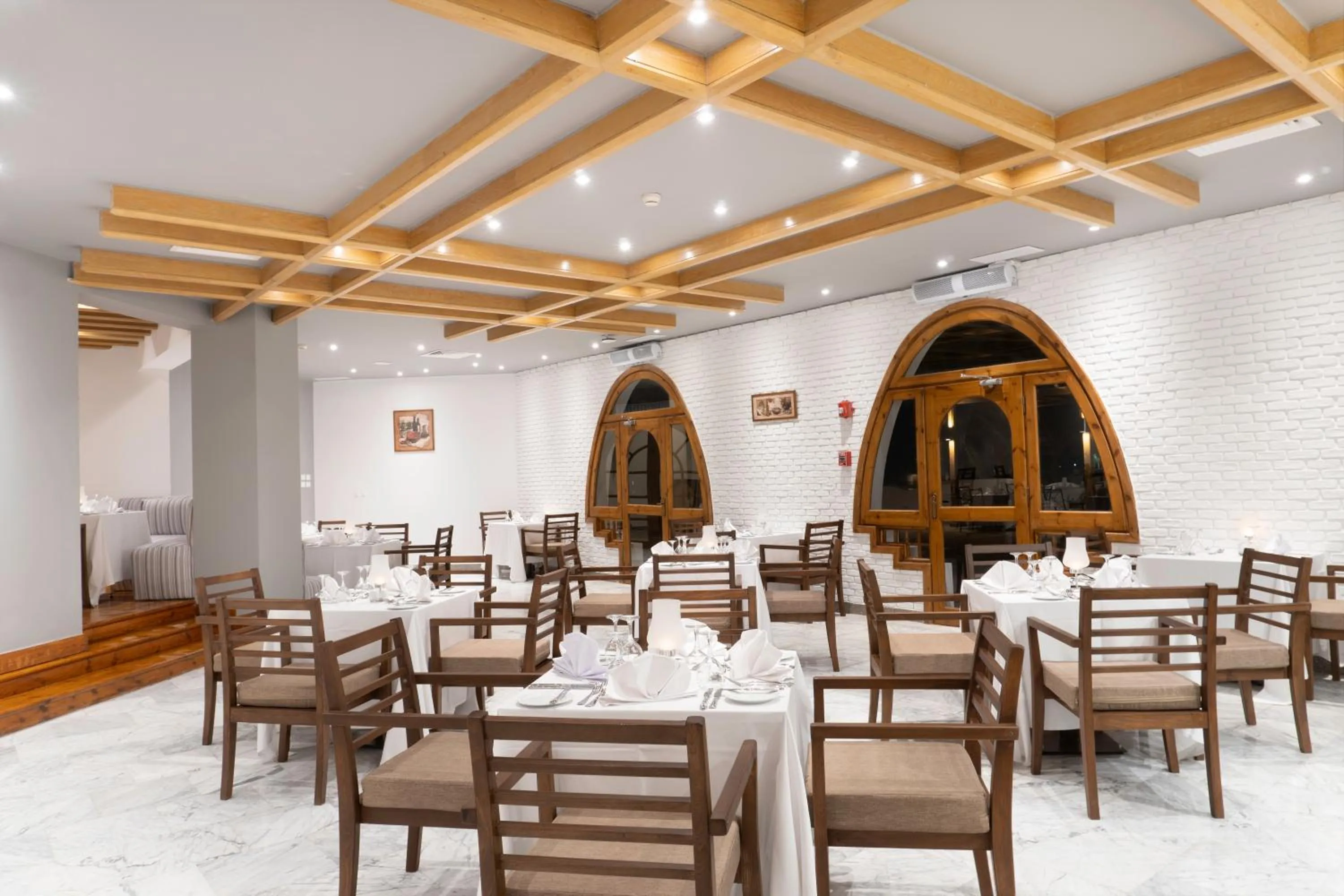 Restaurant/places to eat in Safir Dahab Resort