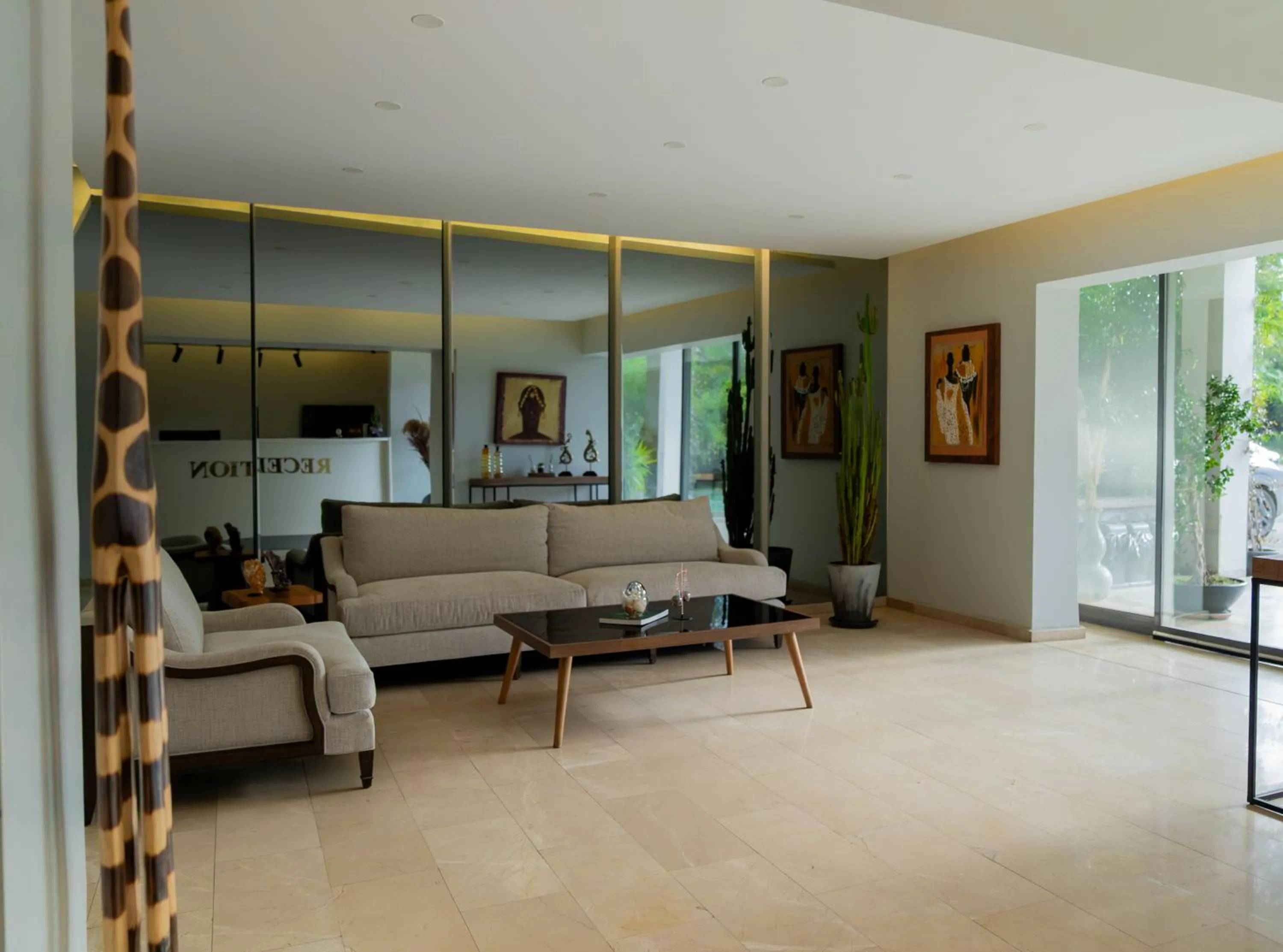 Communal lounge/ TV room in Didi Hotel Sapanca