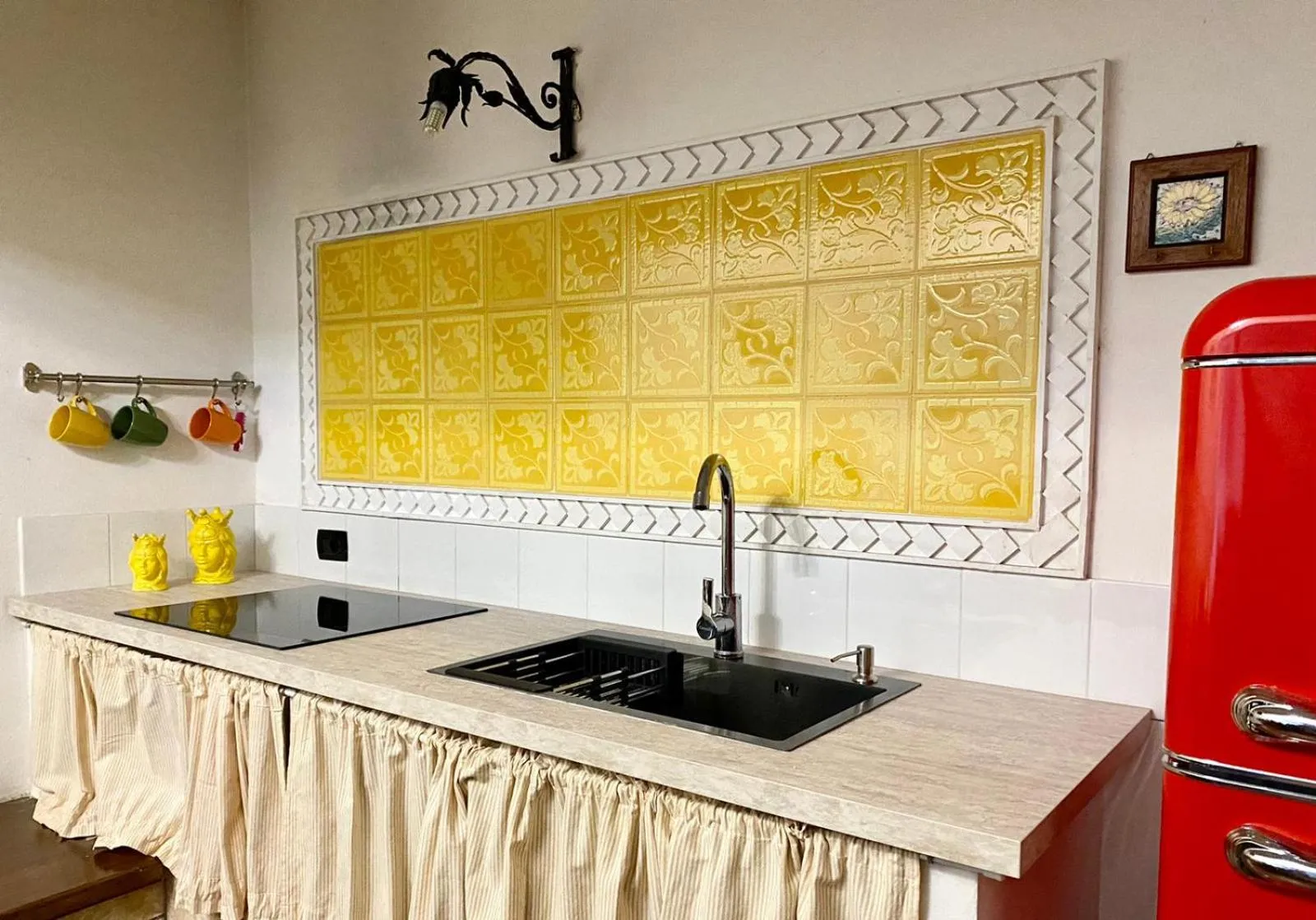 Dining area in Loft con giardino in zona Appia Antica