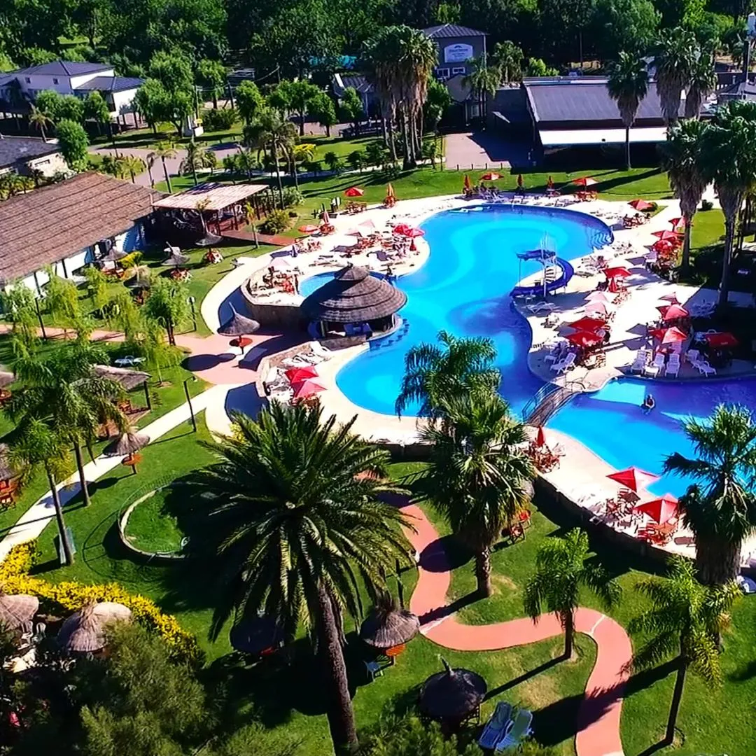 Howard Johnson Marinas & Resort