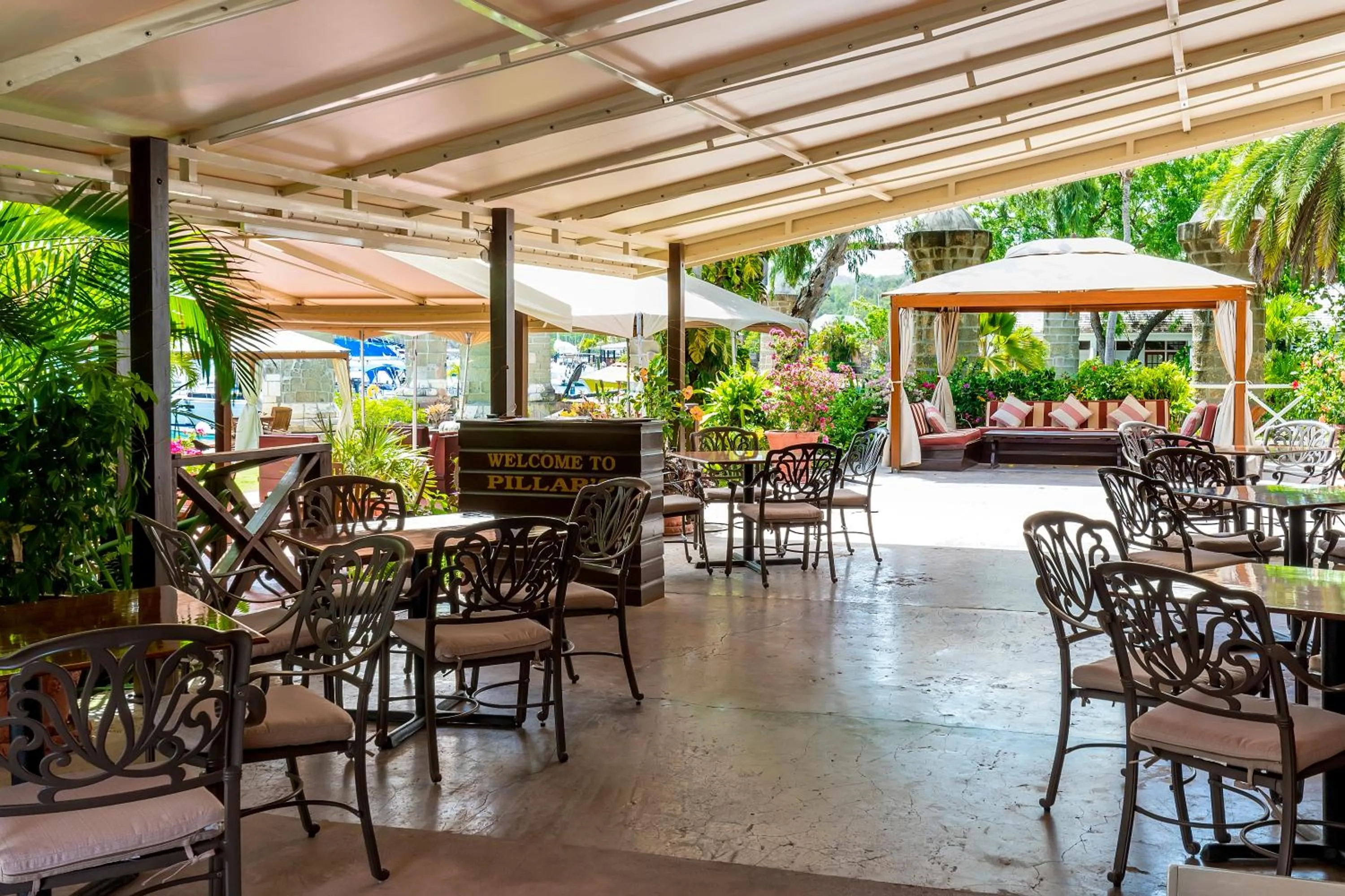 Restaurant/places to eat in Admiral's Inn and Gunpowder Suites