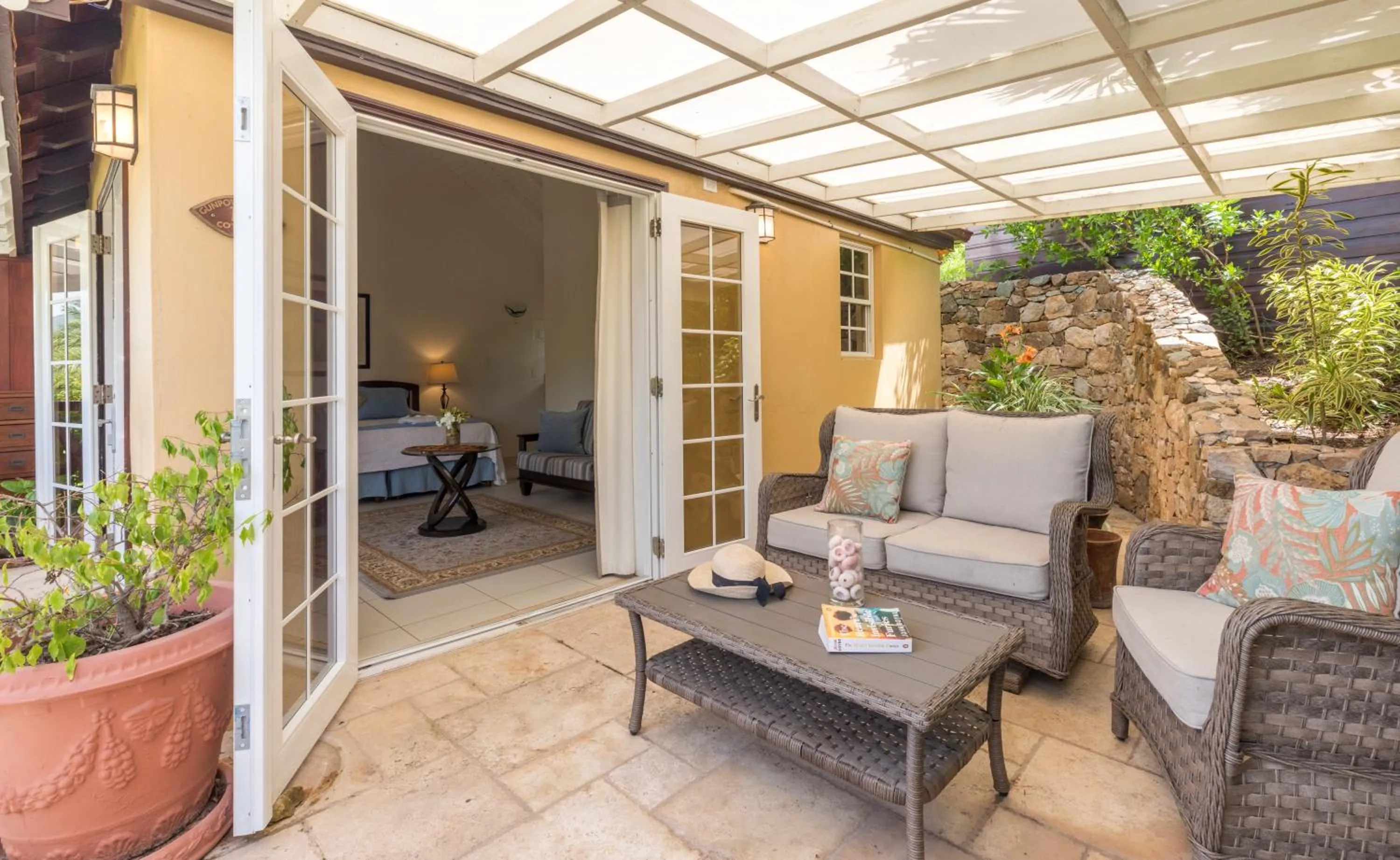 Balcony/Terrace in Admiral's Inn and Gunpowder Suites