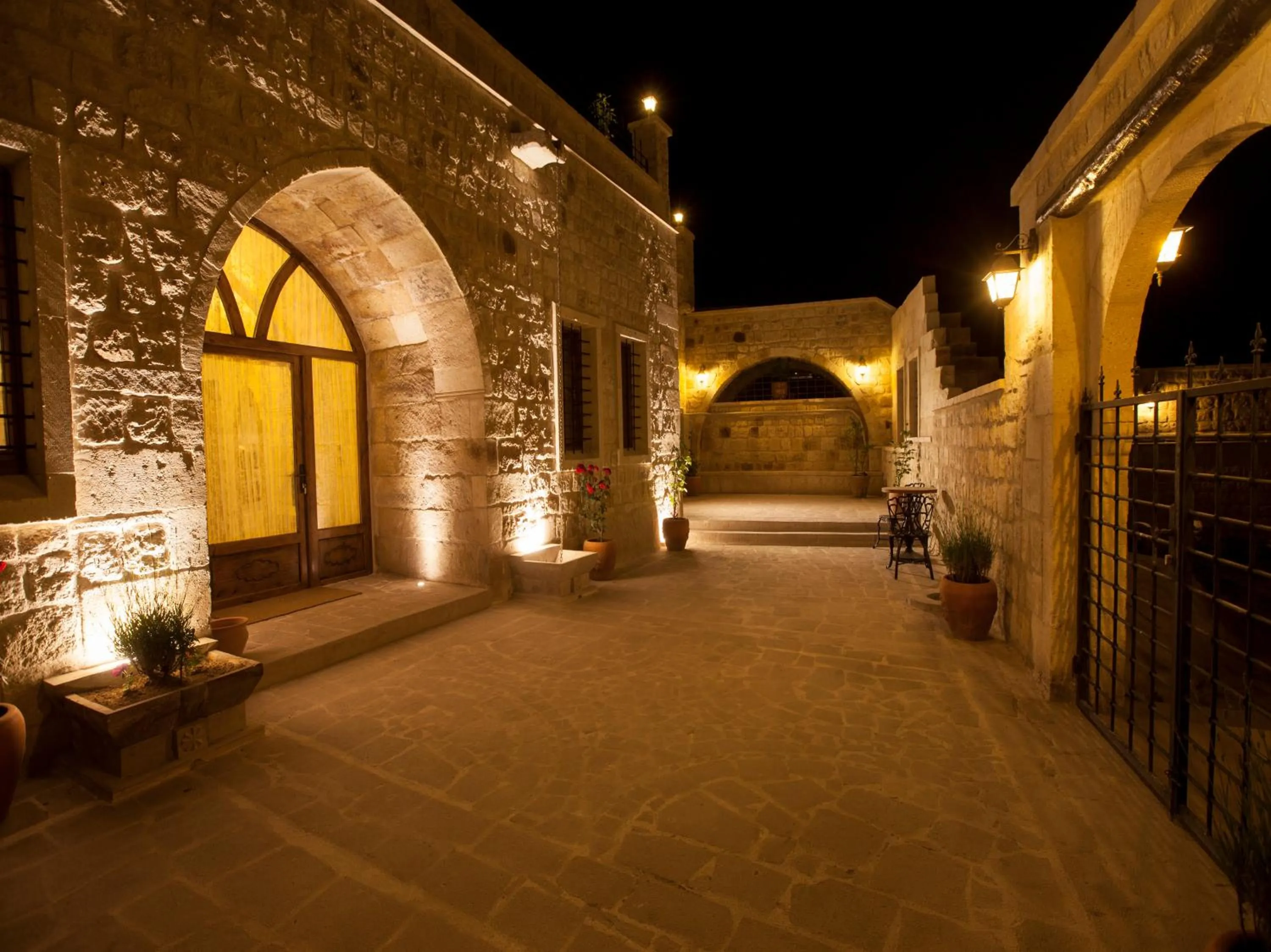 Inner courtyard view in Kayakapi Premium Caves Cappadocia