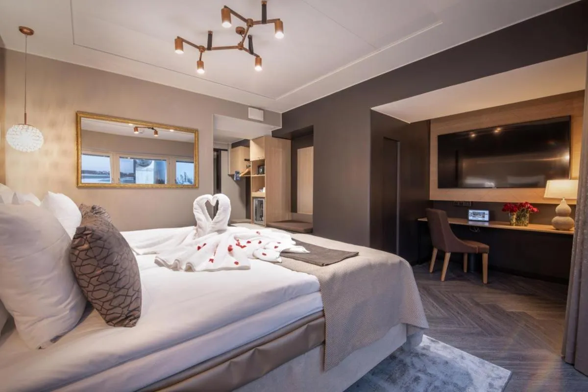 TV and multimedia, Bed in Solo Sokos Hotel Lahden Seurahuone