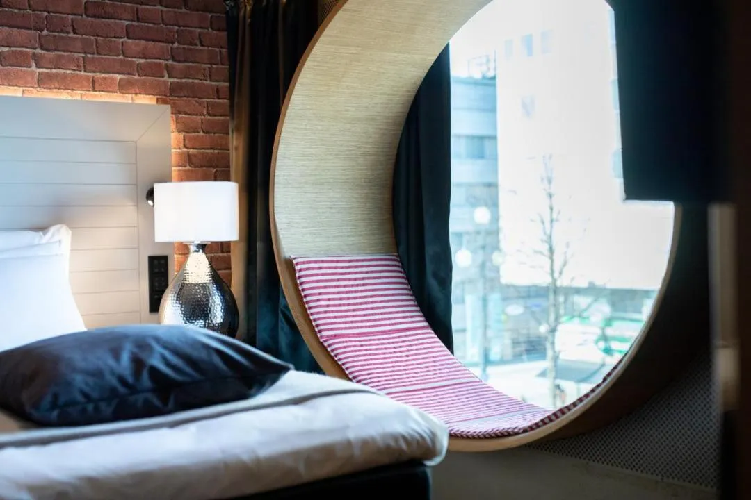 View (from property/room), Bed in Solo Sokos Hotel Lahden Seurahuone