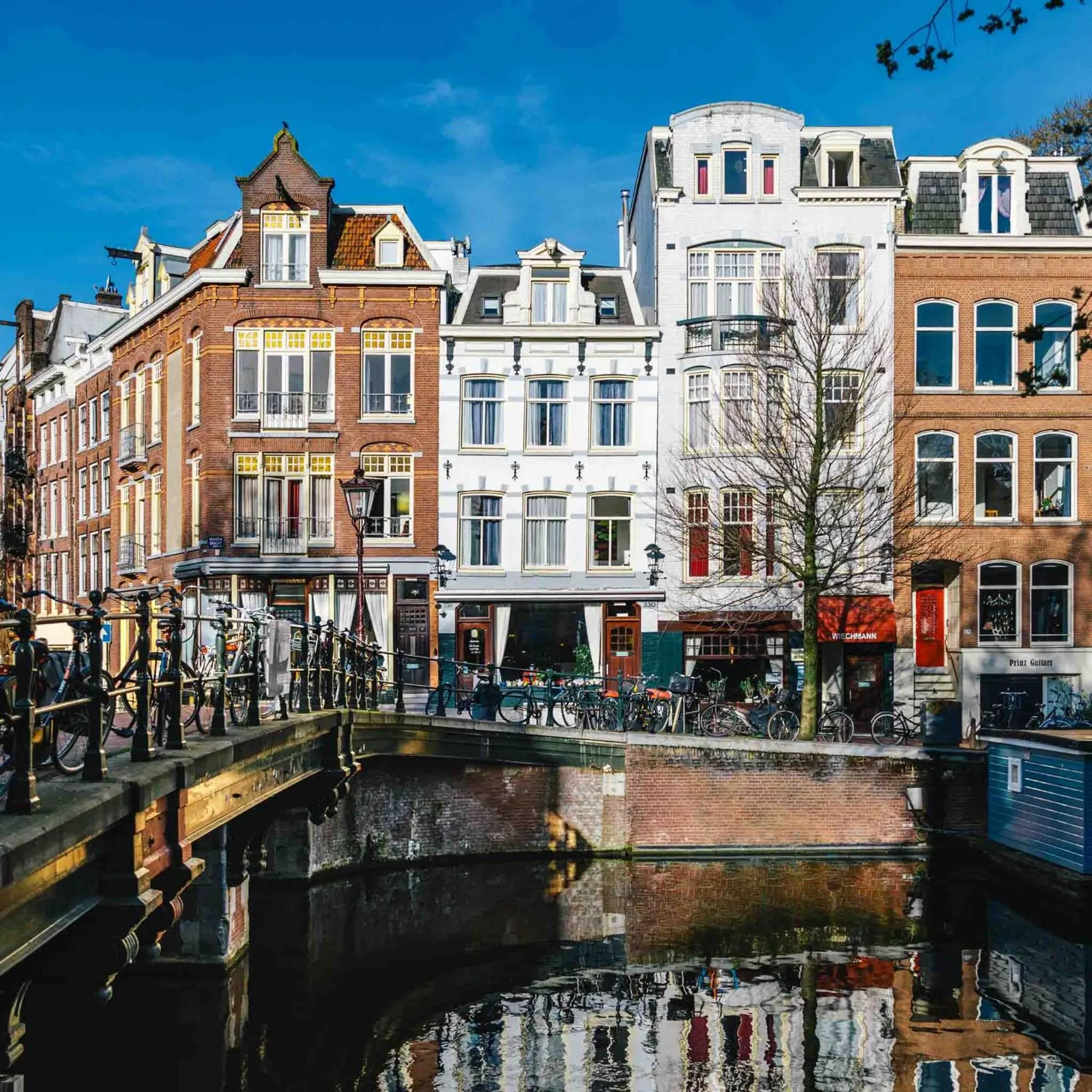 Property building in Amsterdam Wiechmann Hotel