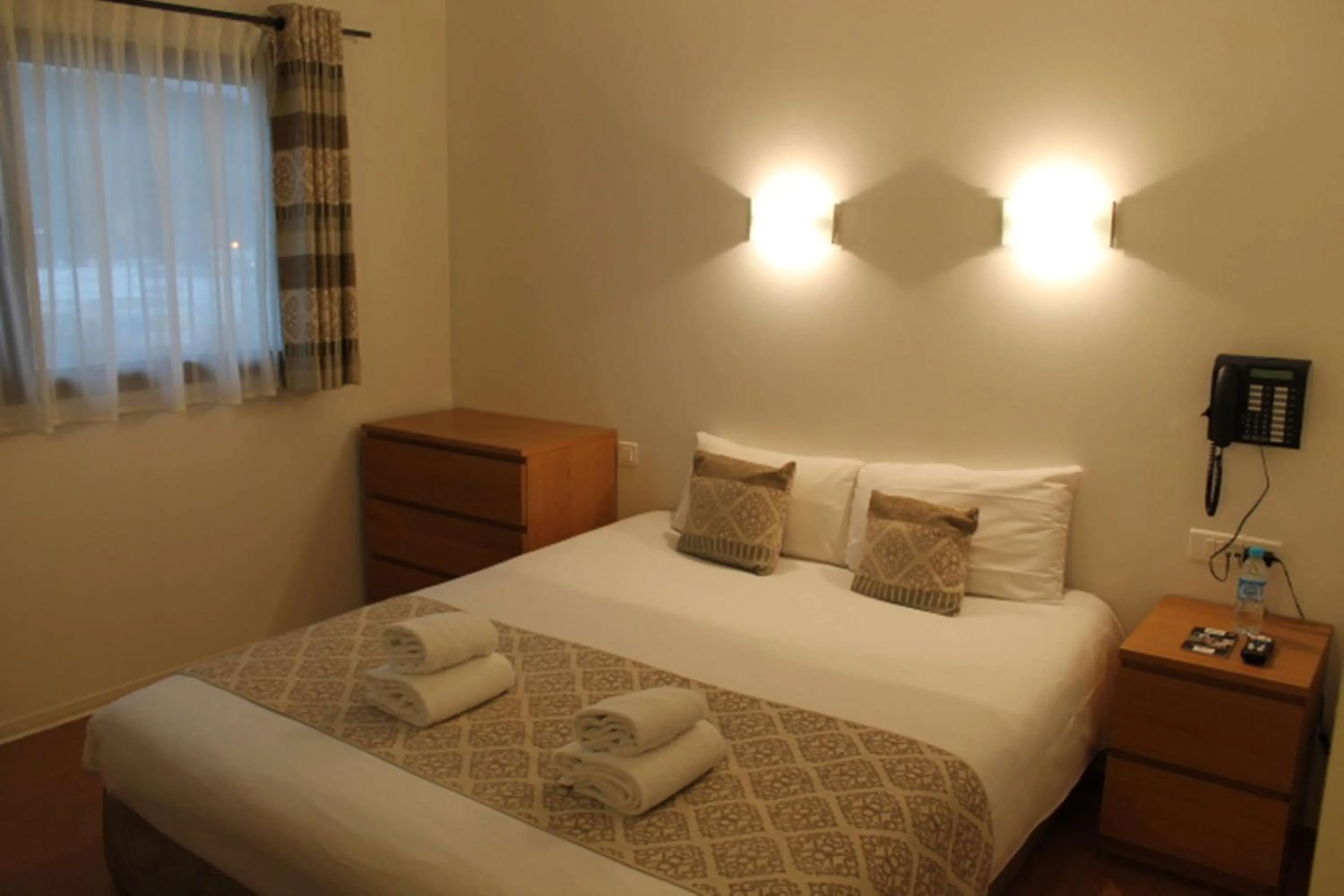 Bedroom in Brit Hotel MOTEL - Lyon L'Arbresle