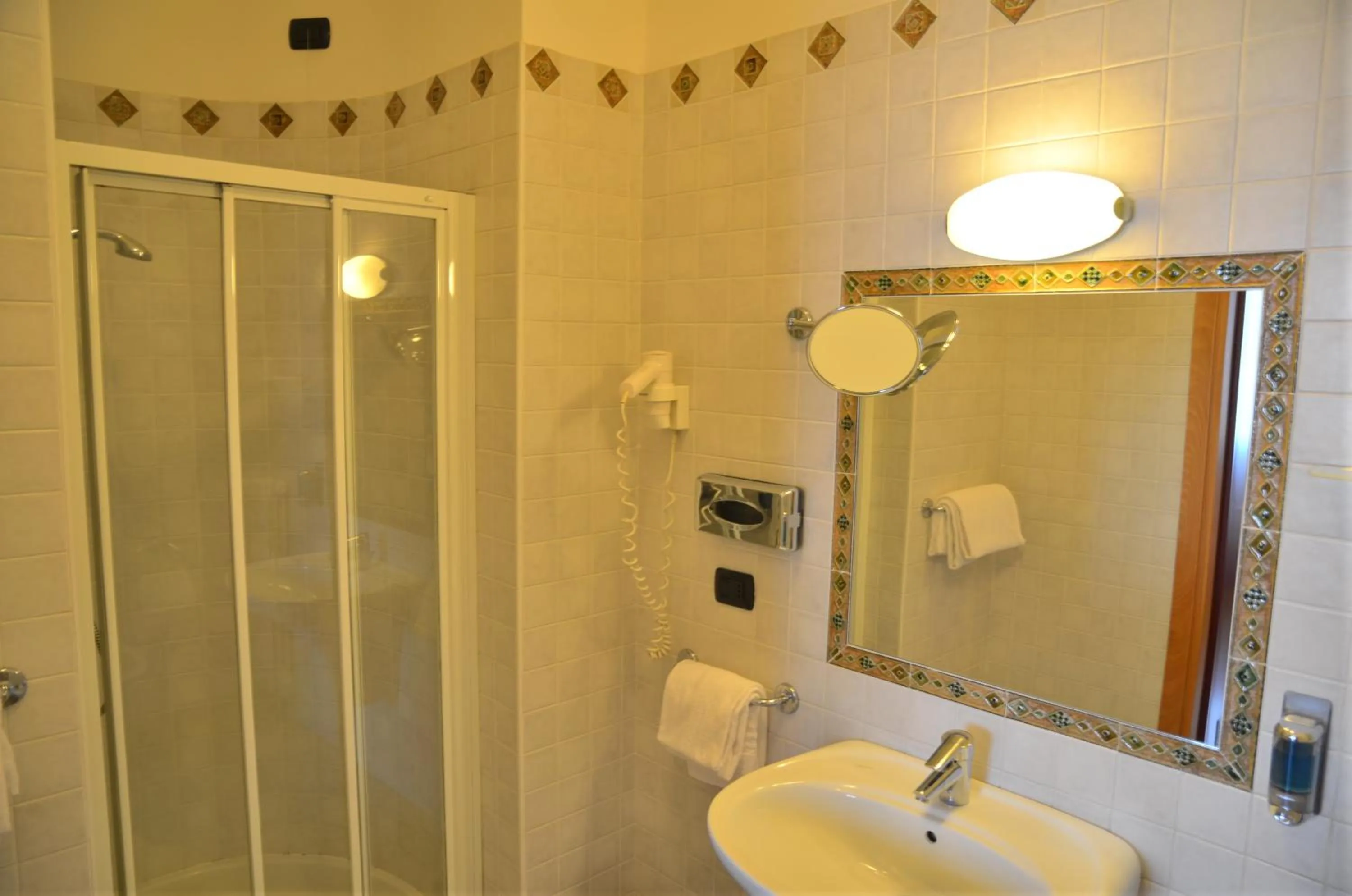 Shower in Hotel Da Franco