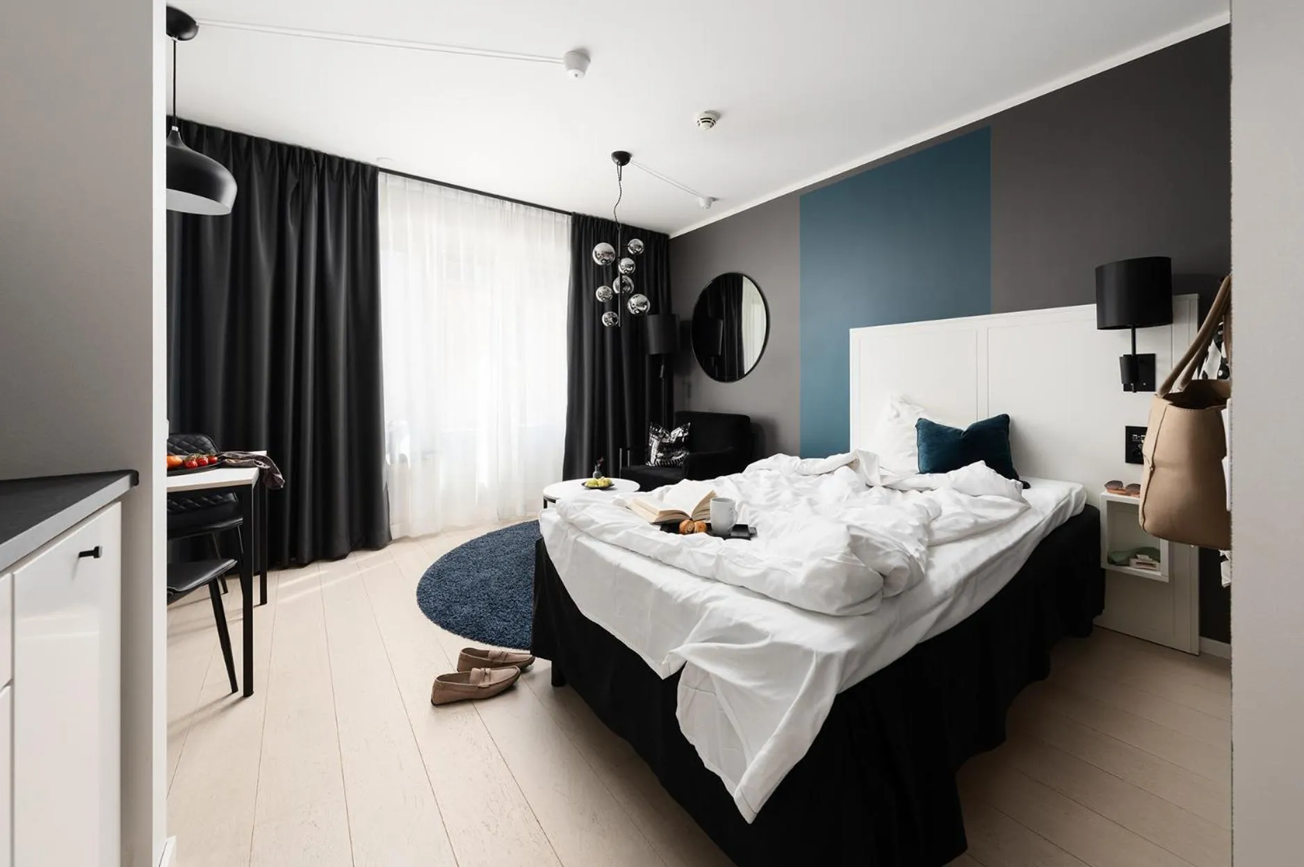 Bed in Sky Hotel City Apartments