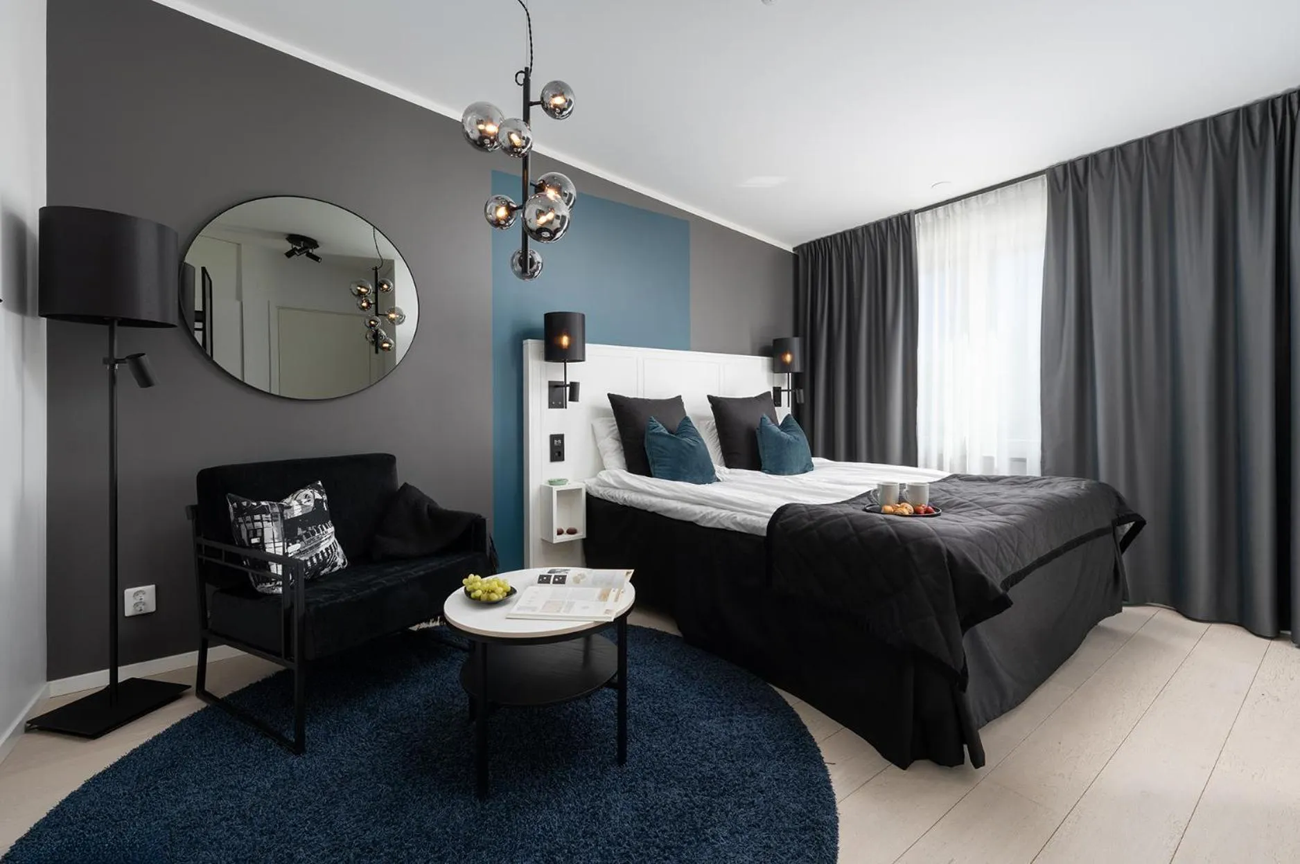 Photo of the whole room, Bed in Sky Hotel City Apartments