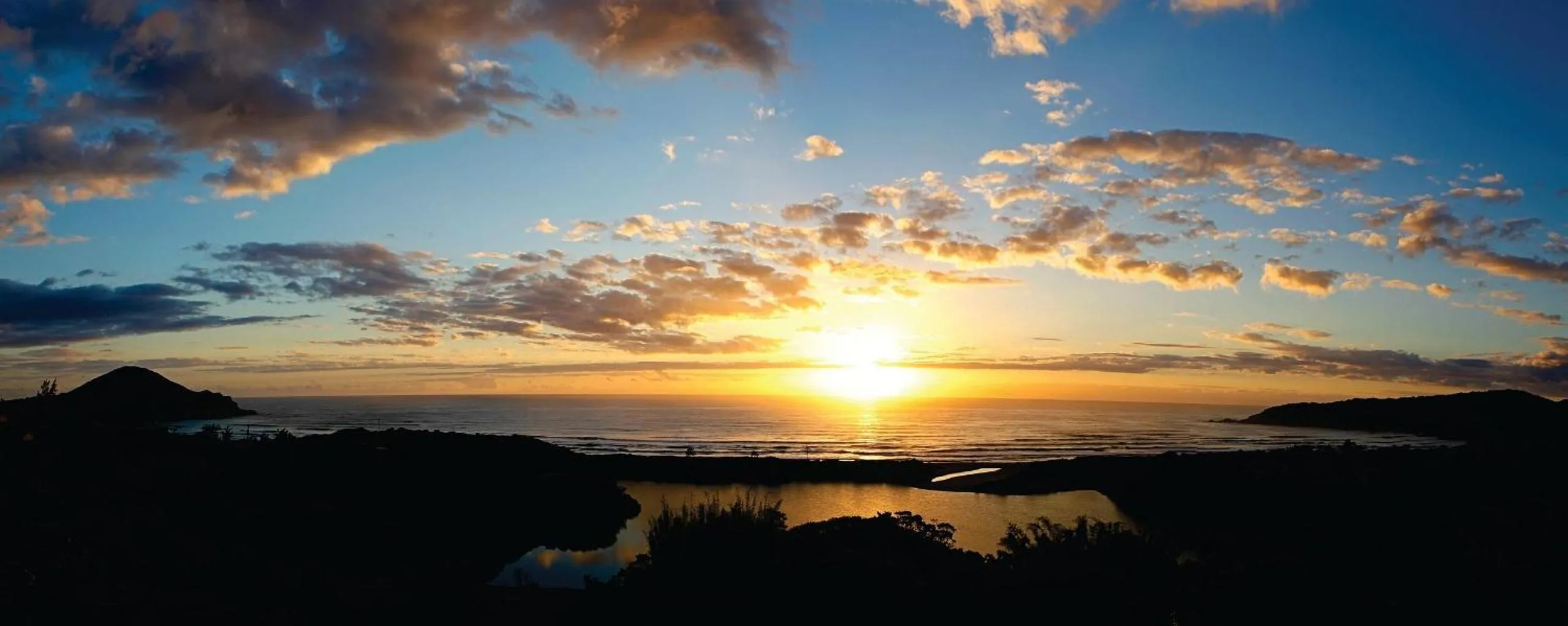 Beach in Pousada Rosa da Praia - Praia do Rosa - SC