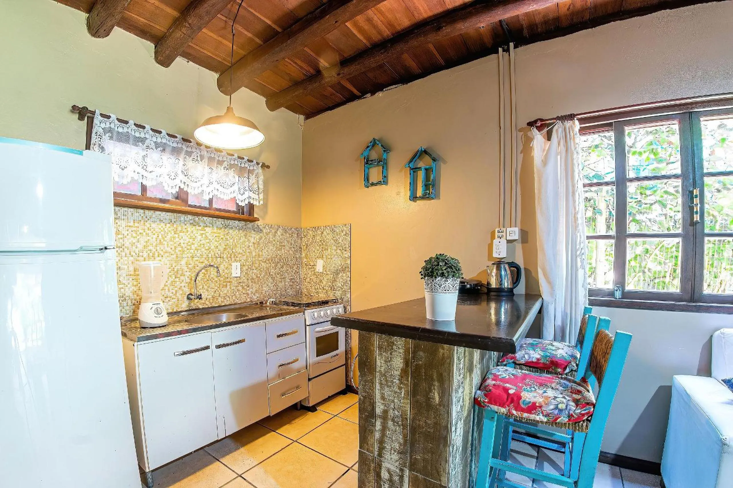 Kitchen or kitchenette in Pousada Rosa da Praia - Praia do Rosa - SC