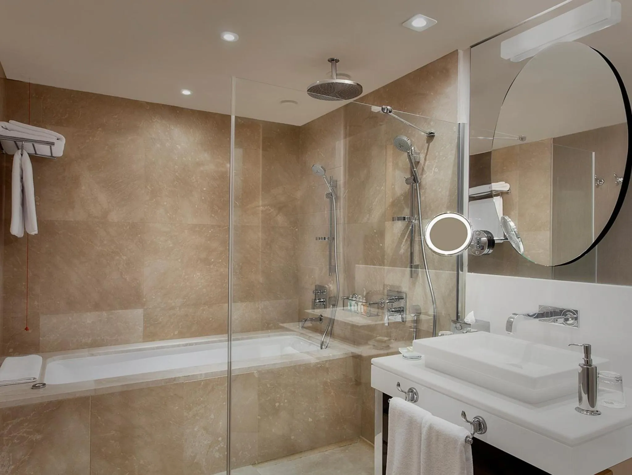 Shower in CVK Park Bosphorus Hotel Istanbul