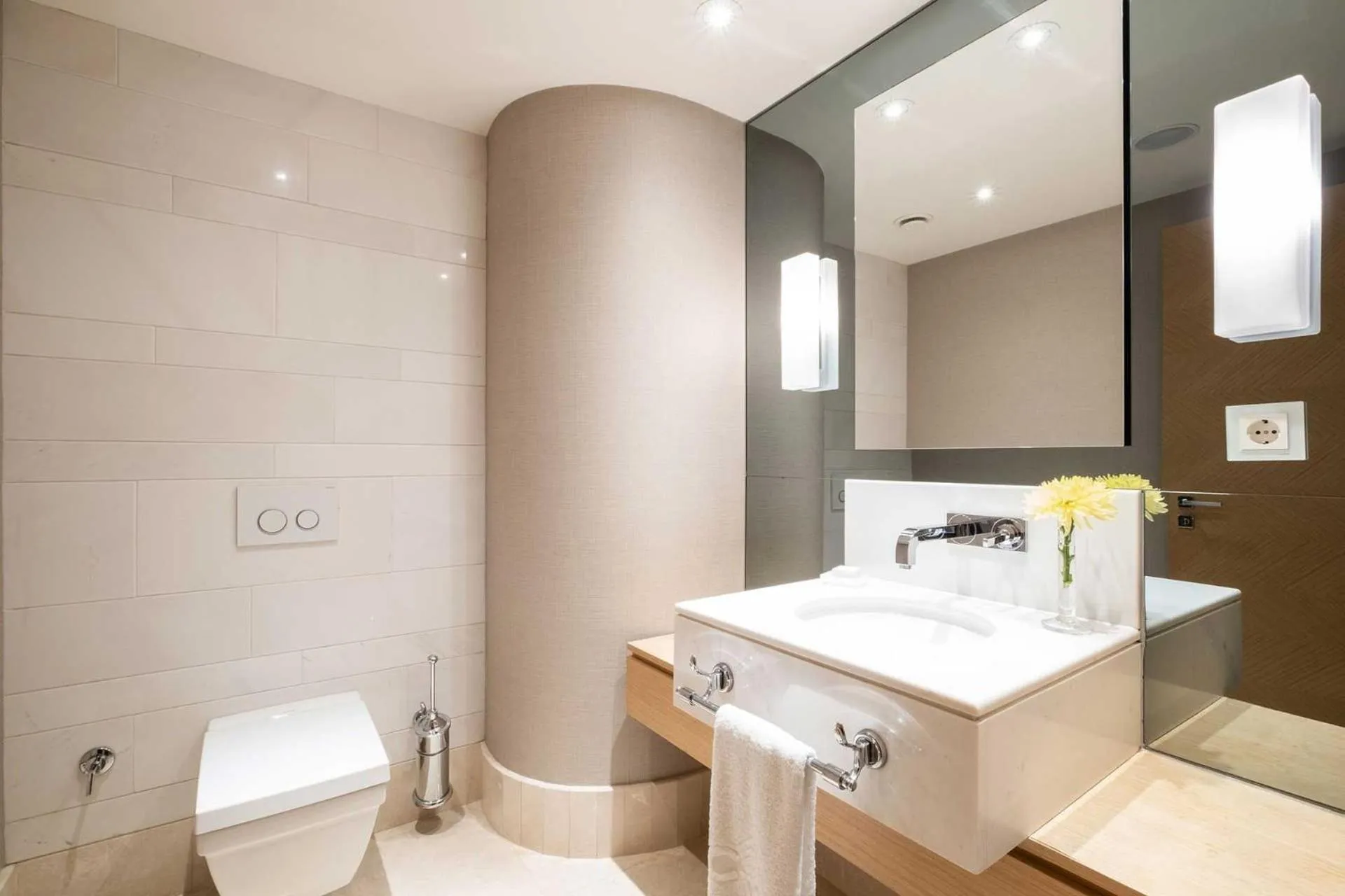 Toilet in CVK Park Bosphorus Hotel Istanbul