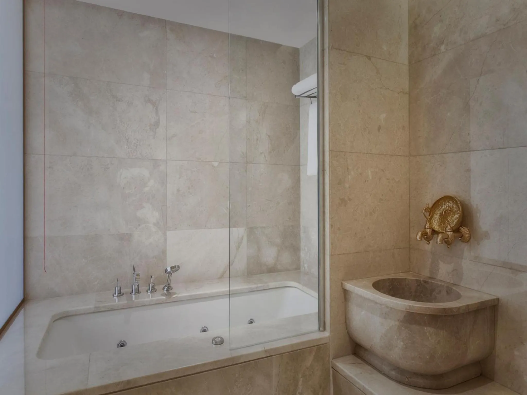 Bathroom in CVK Park Bosphorus Hotel Istanbul