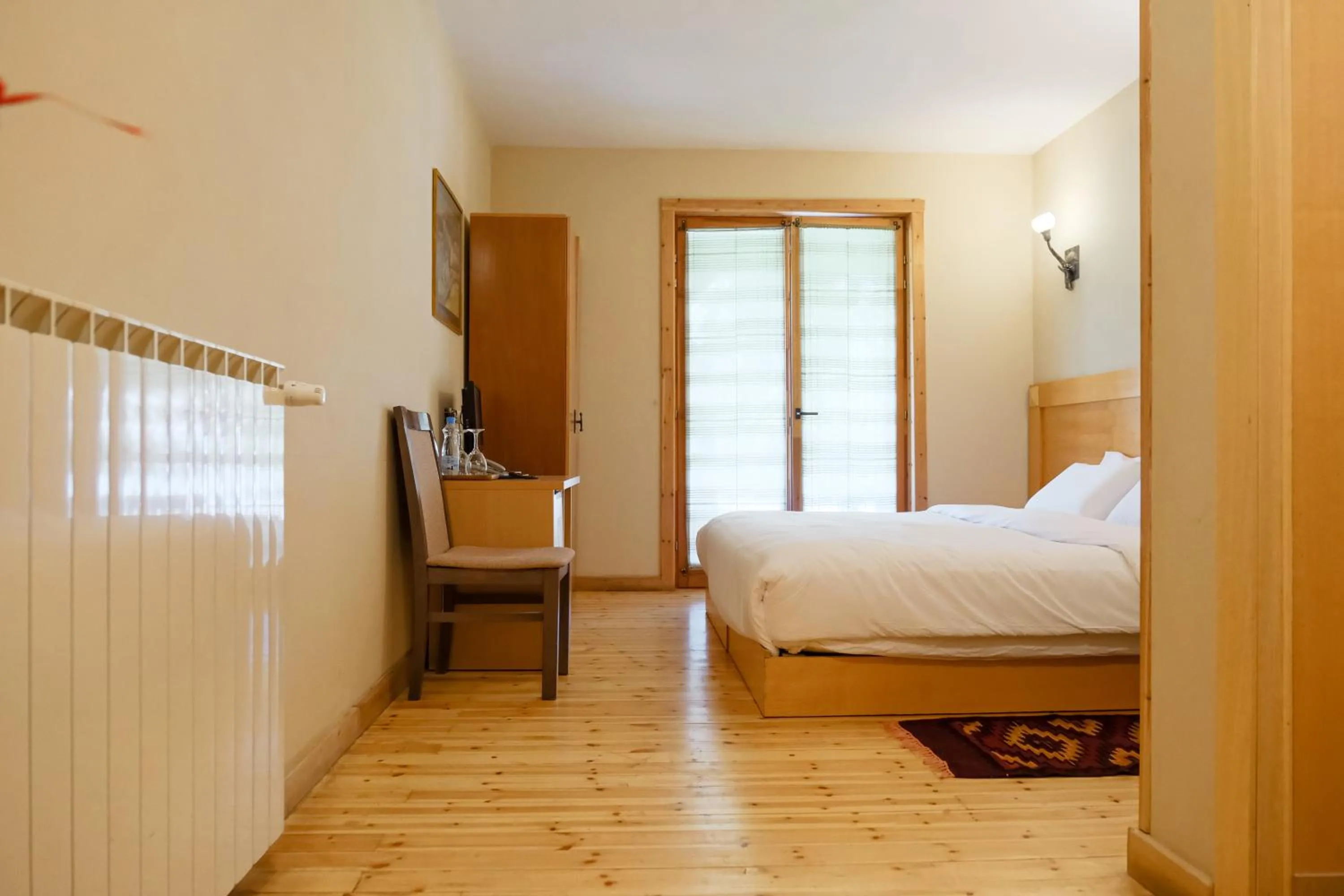 Photo of the whole room, Bed in Natyral Razma Resort