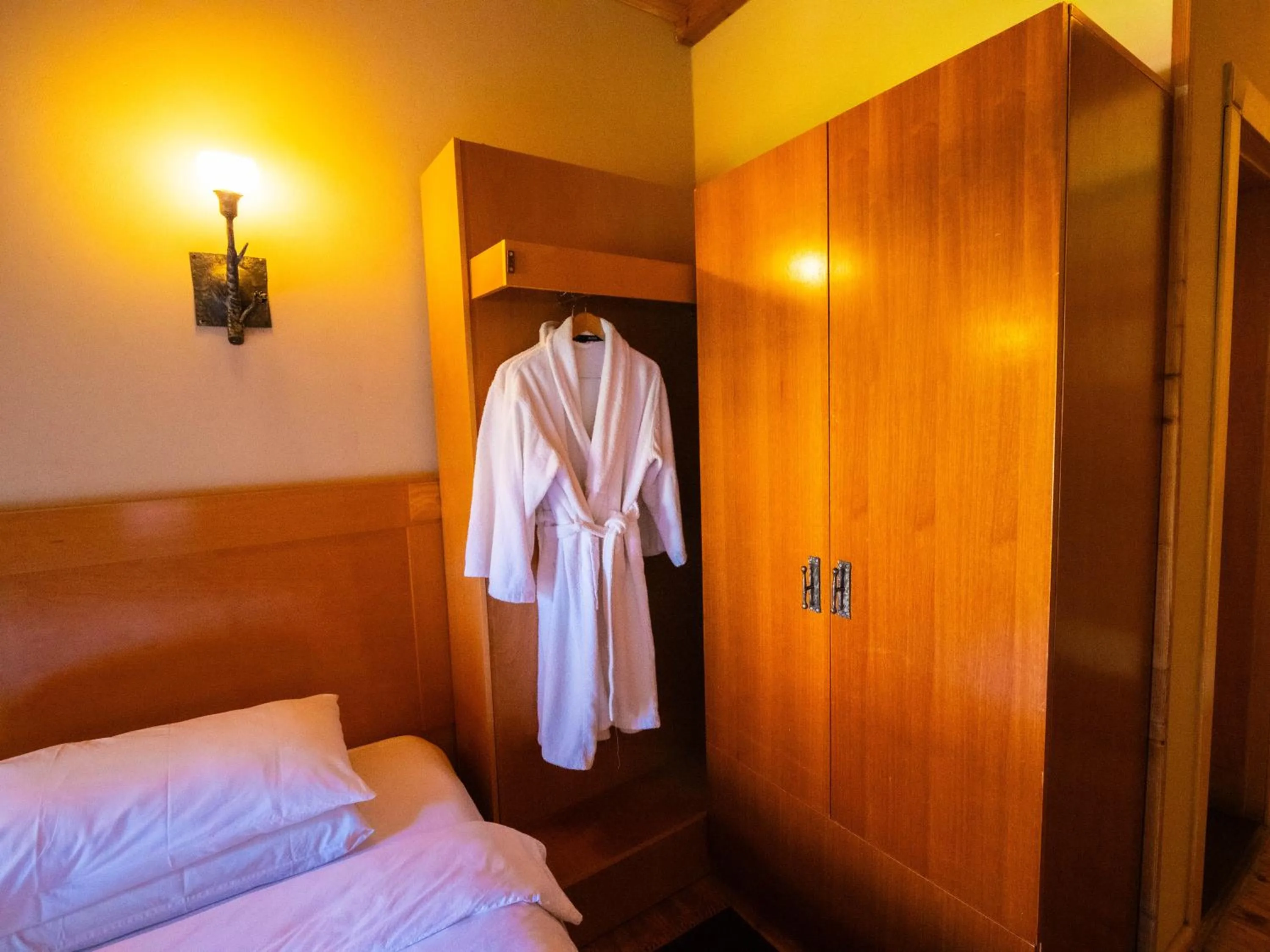 Photo of the whole room, Bed in Natyral Razma Resort