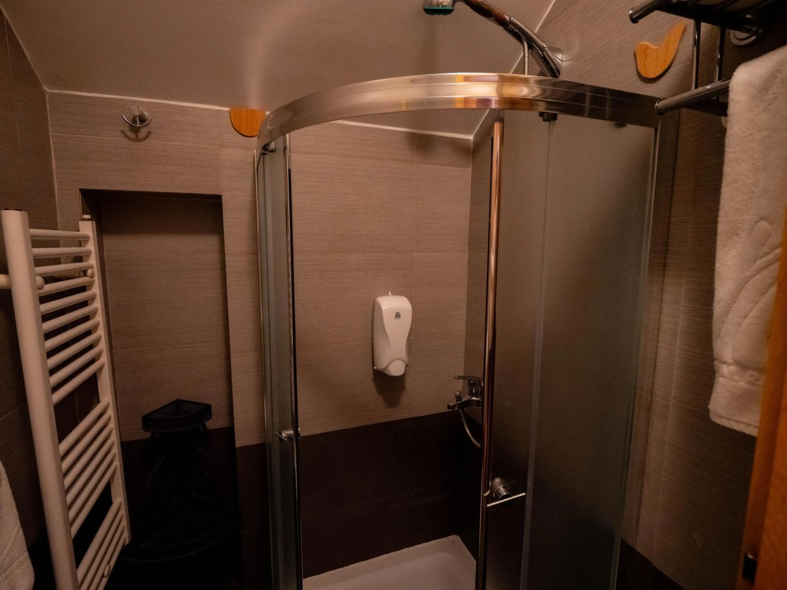 Shower in Natyral Razma Resort