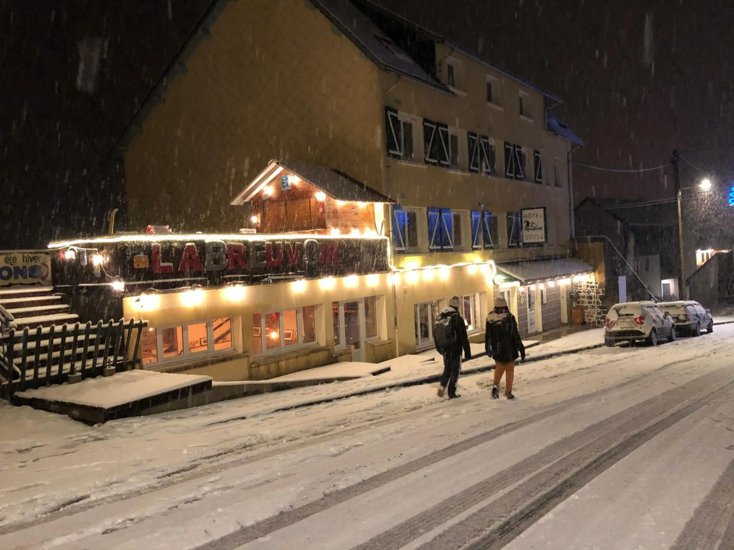 Property building in Hôtel Les Mouflons