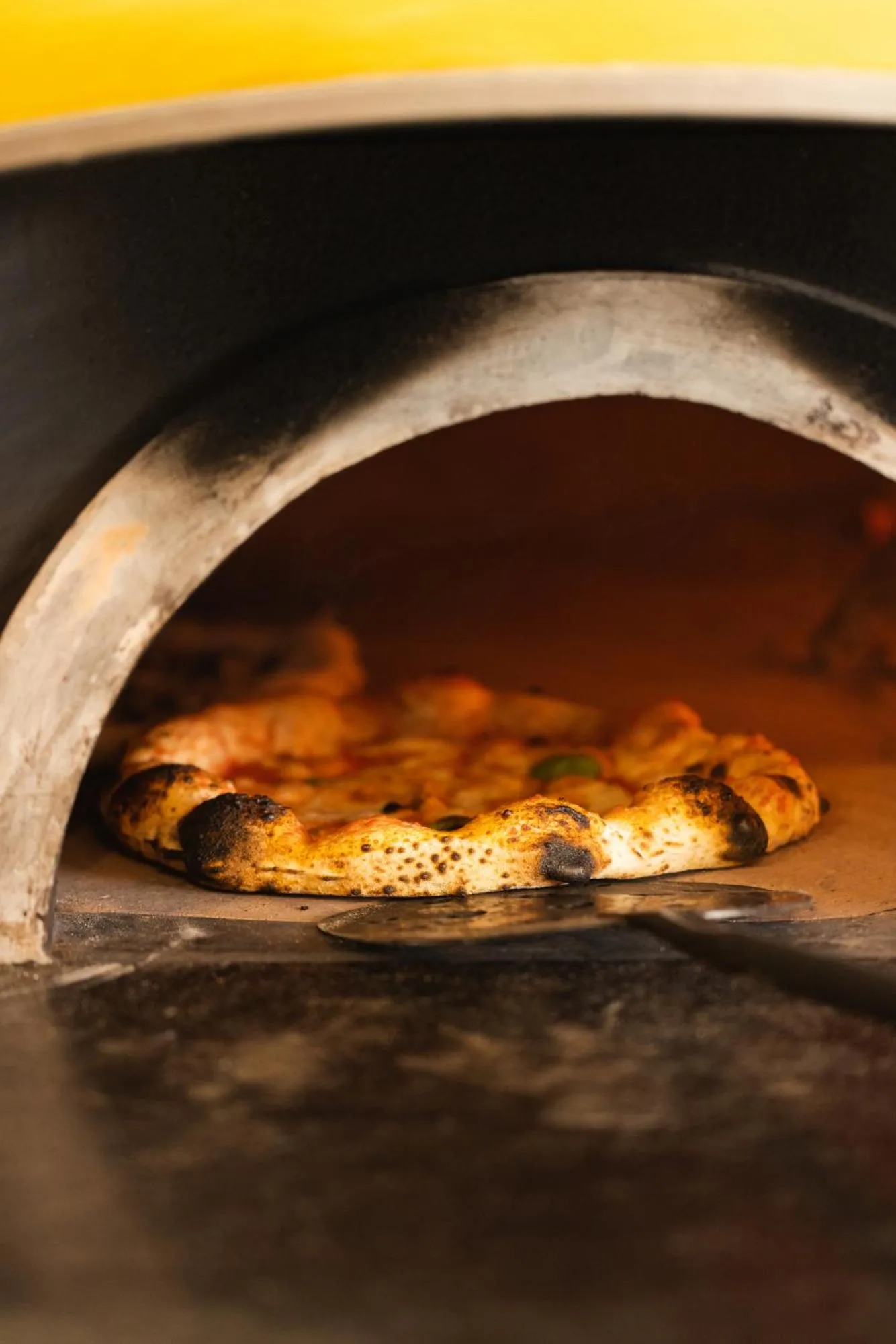 Restaurant/places to eat in LEGASEA - Cascais Guesthouse