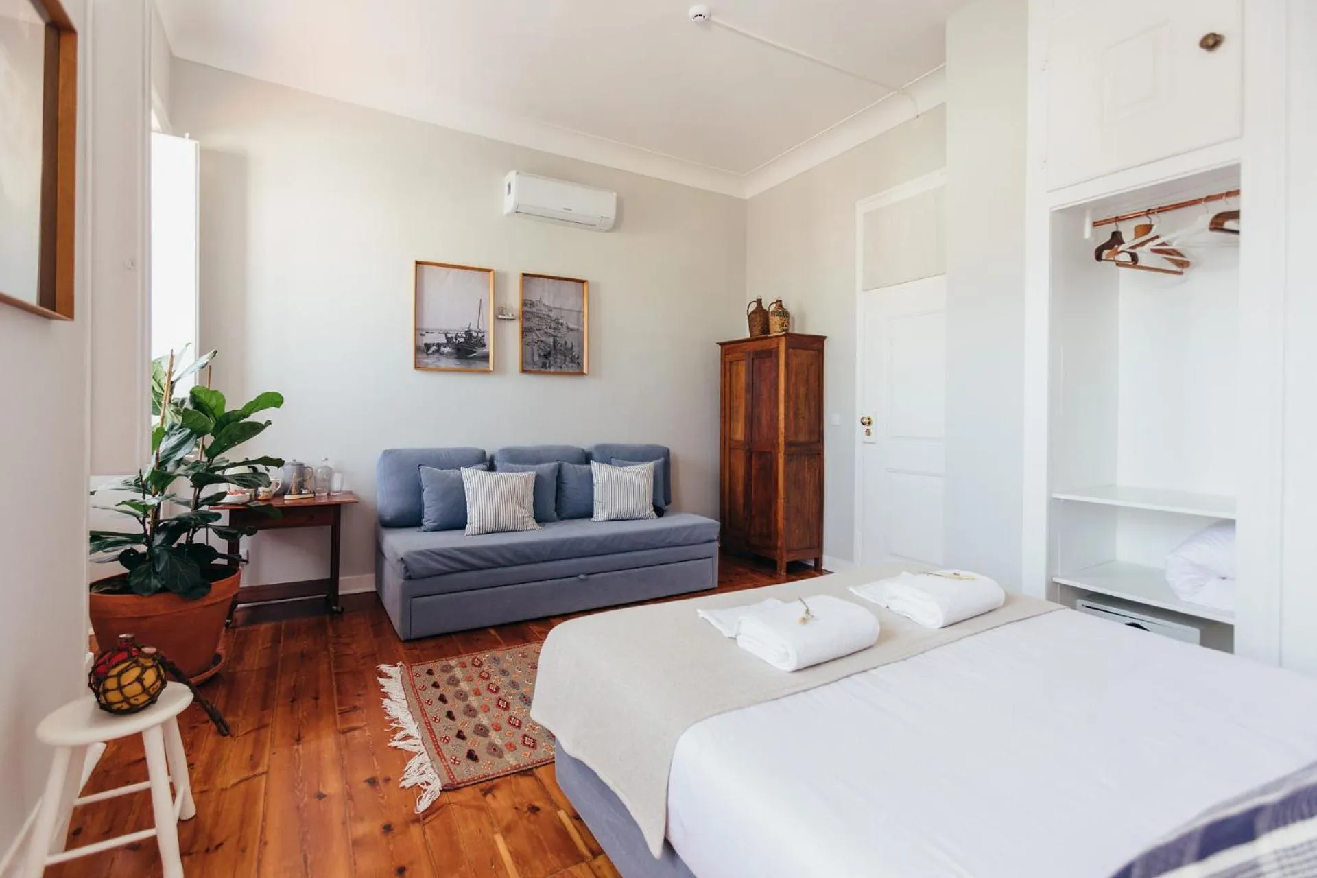 Bed in LEGASEA - Cascais Guesthouse