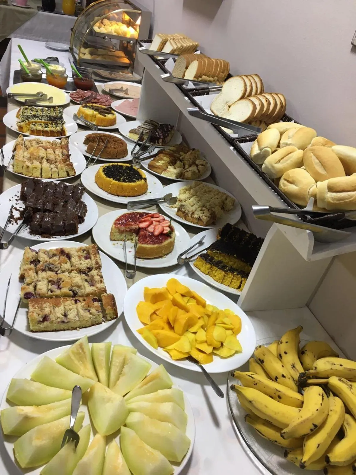 Breakfast in Hotel Villa Souza Ltda