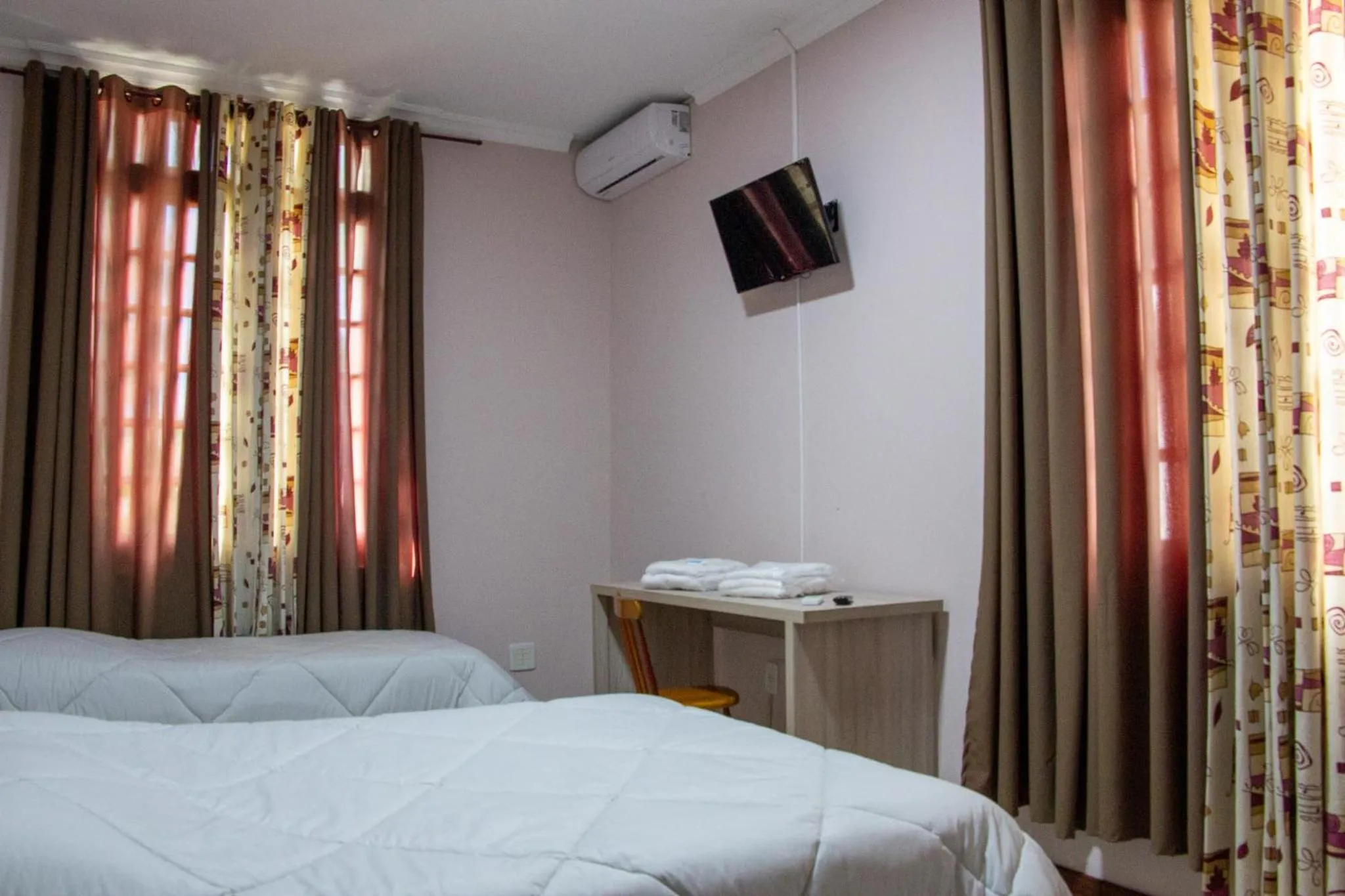 Bedroom, Bed in Hotel Villa Souza Ltda