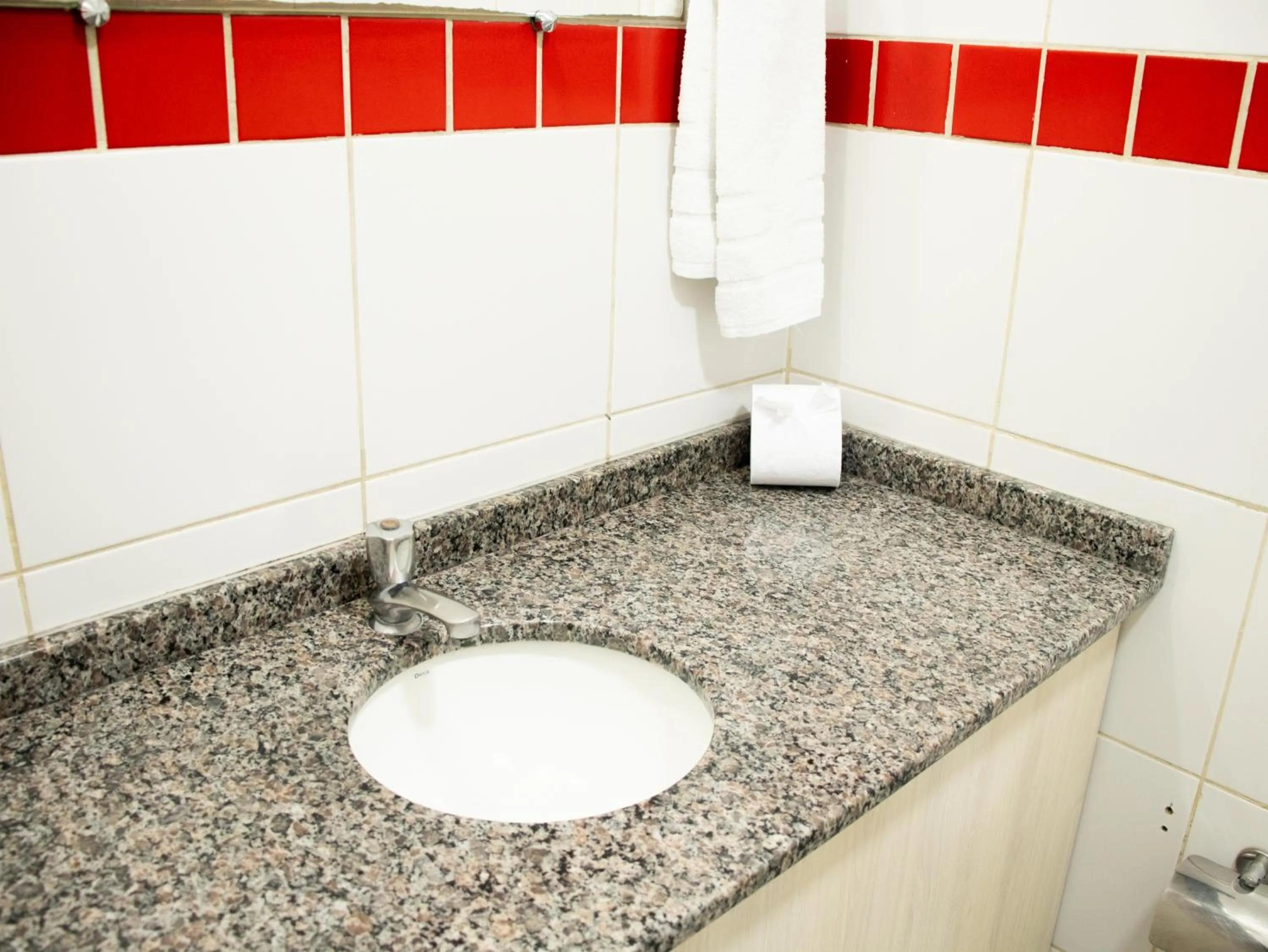 Bathroom in Hotel Villa Souza Ltda