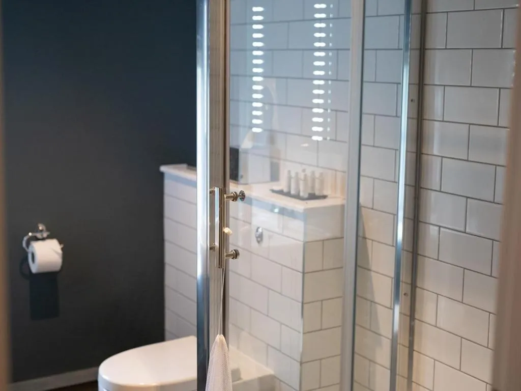 Bedroom in The Exeter Inn