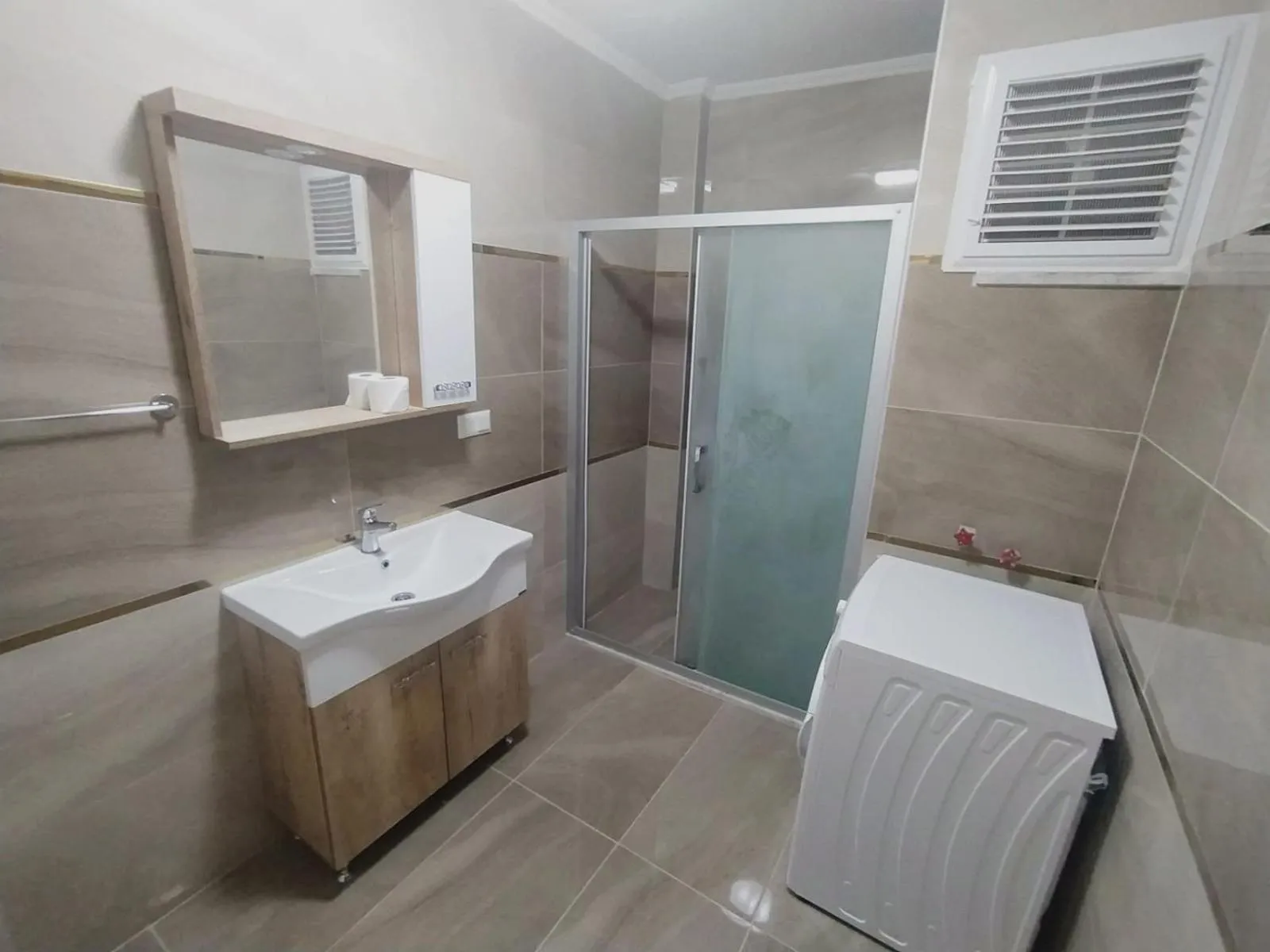 Kaya House Daily Flat