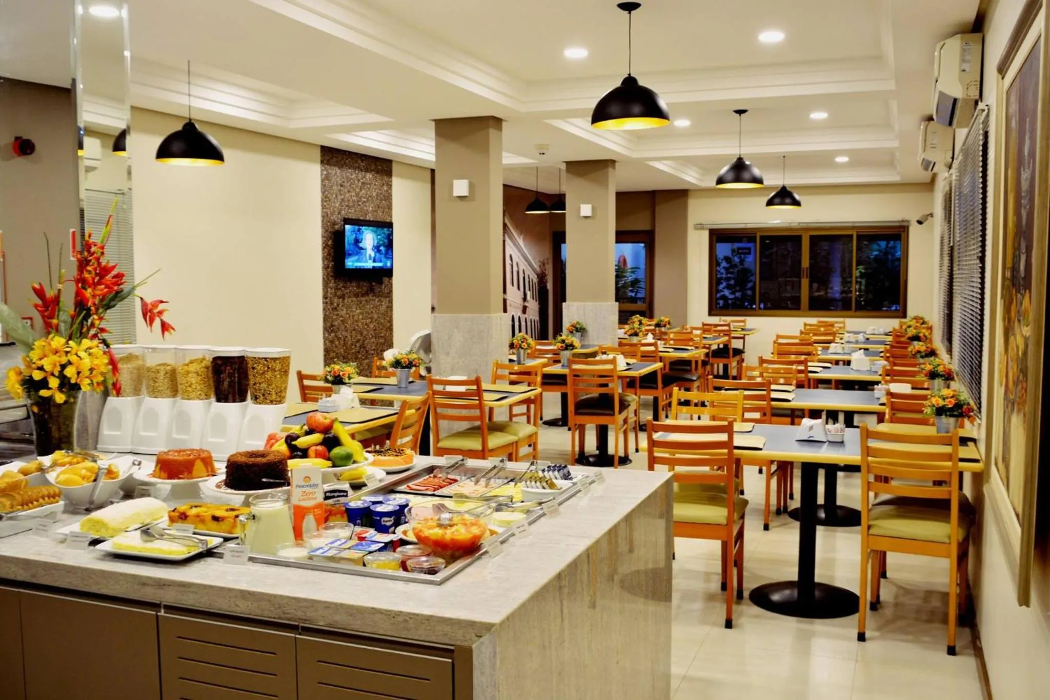 Restaurant/places to eat in Brumado Hotel