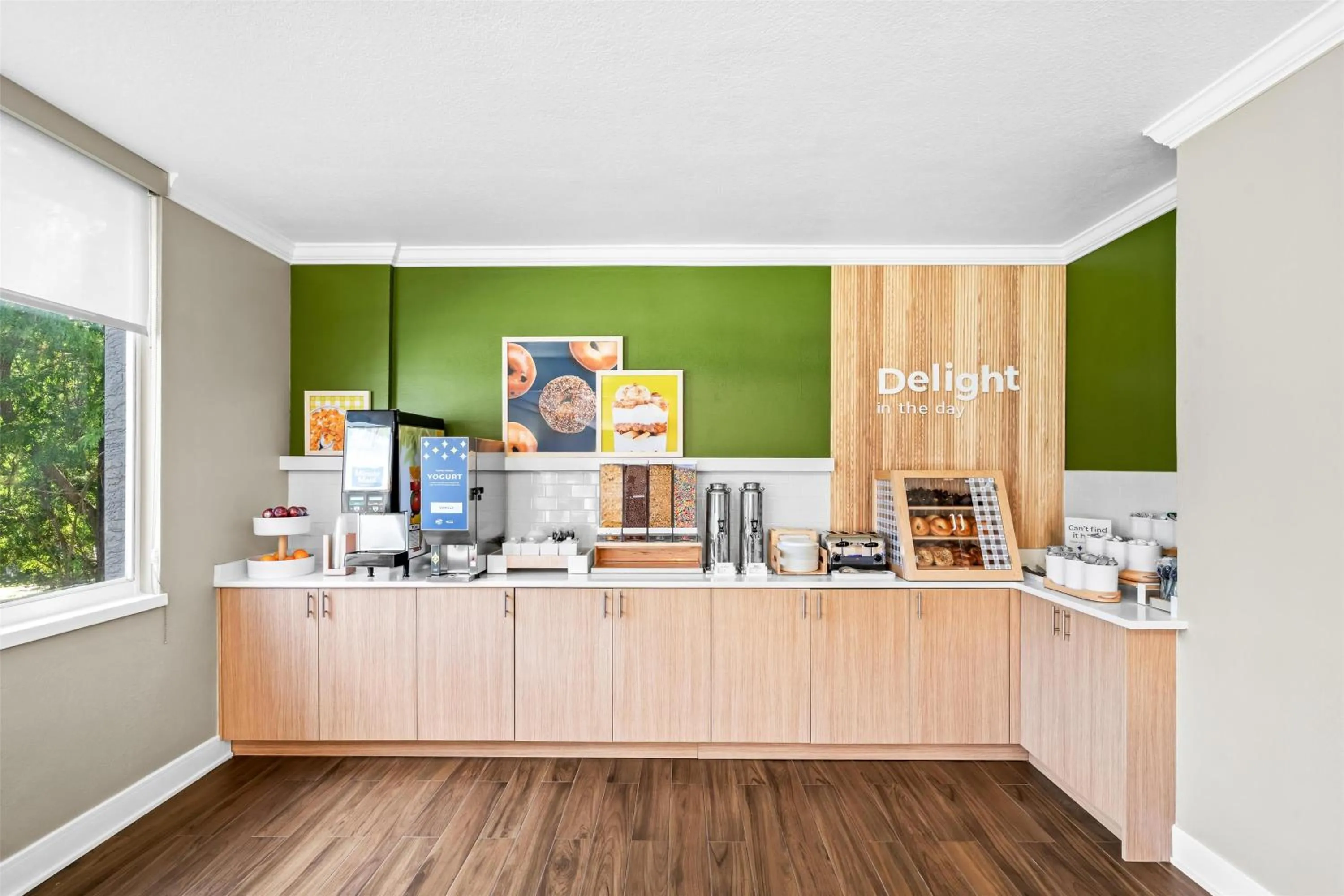 Breakfast in Spark by Hilton Orlando near Universal