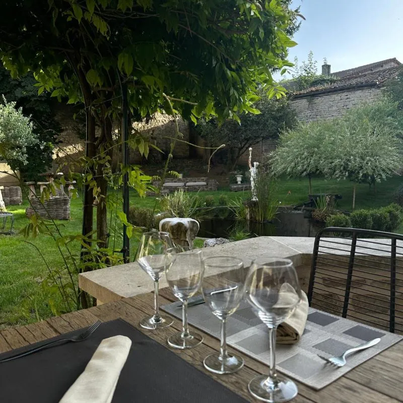 Restaurant/places to eat in LE SOLEIL D'OR