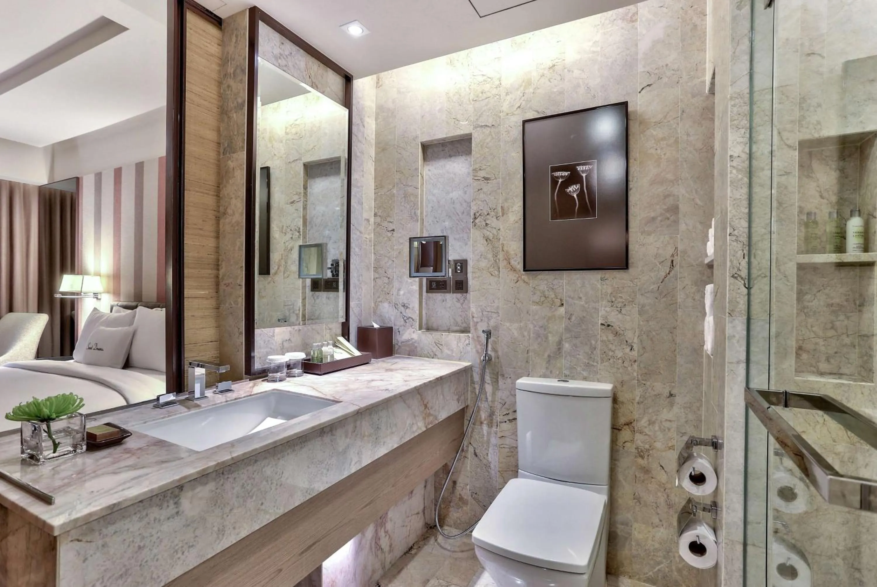 Bathroom in DoubleTree by Hilton Sukhumvit Bangkok