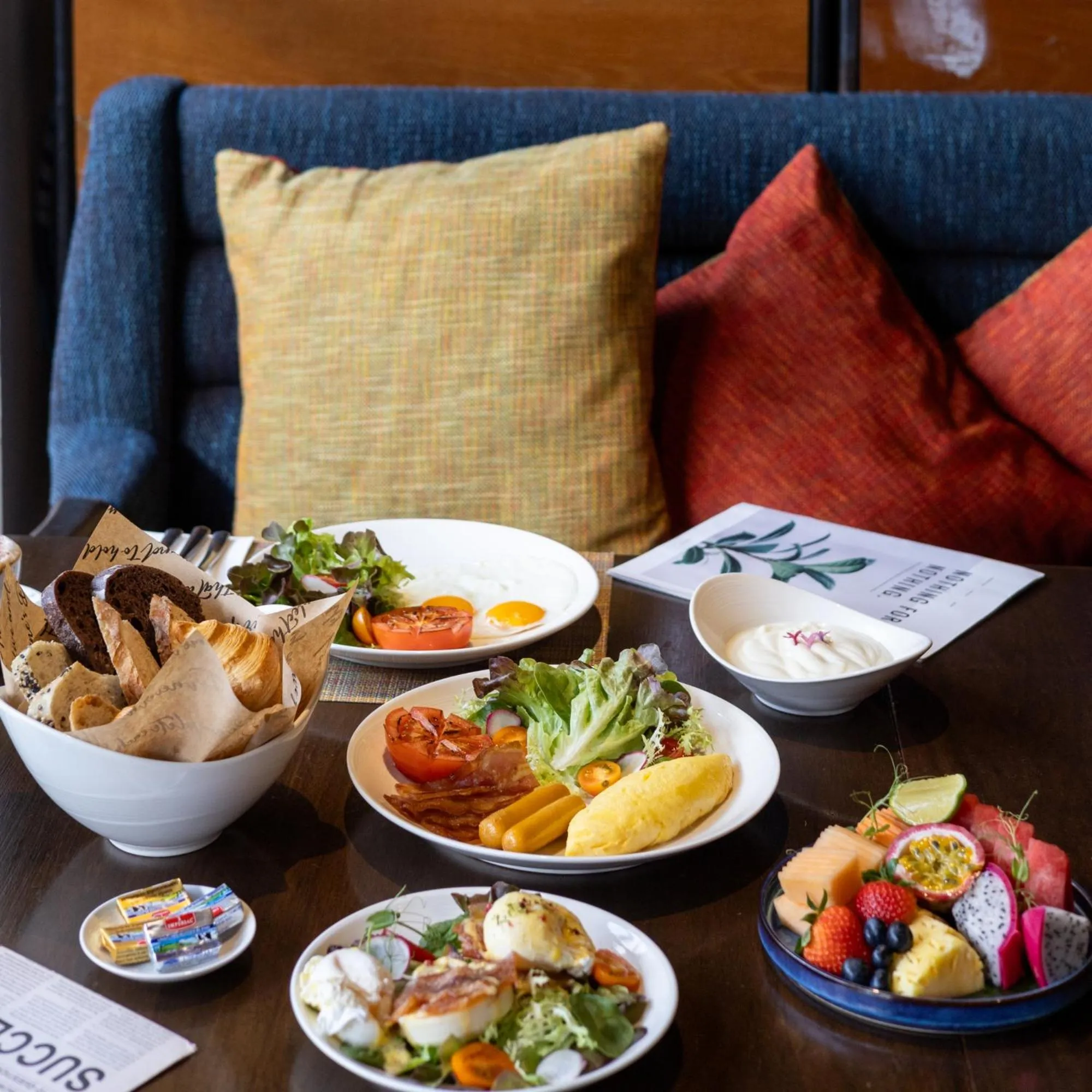 Restaurant/places to eat in DoubleTree by Hilton Sukhumvit Bangkok