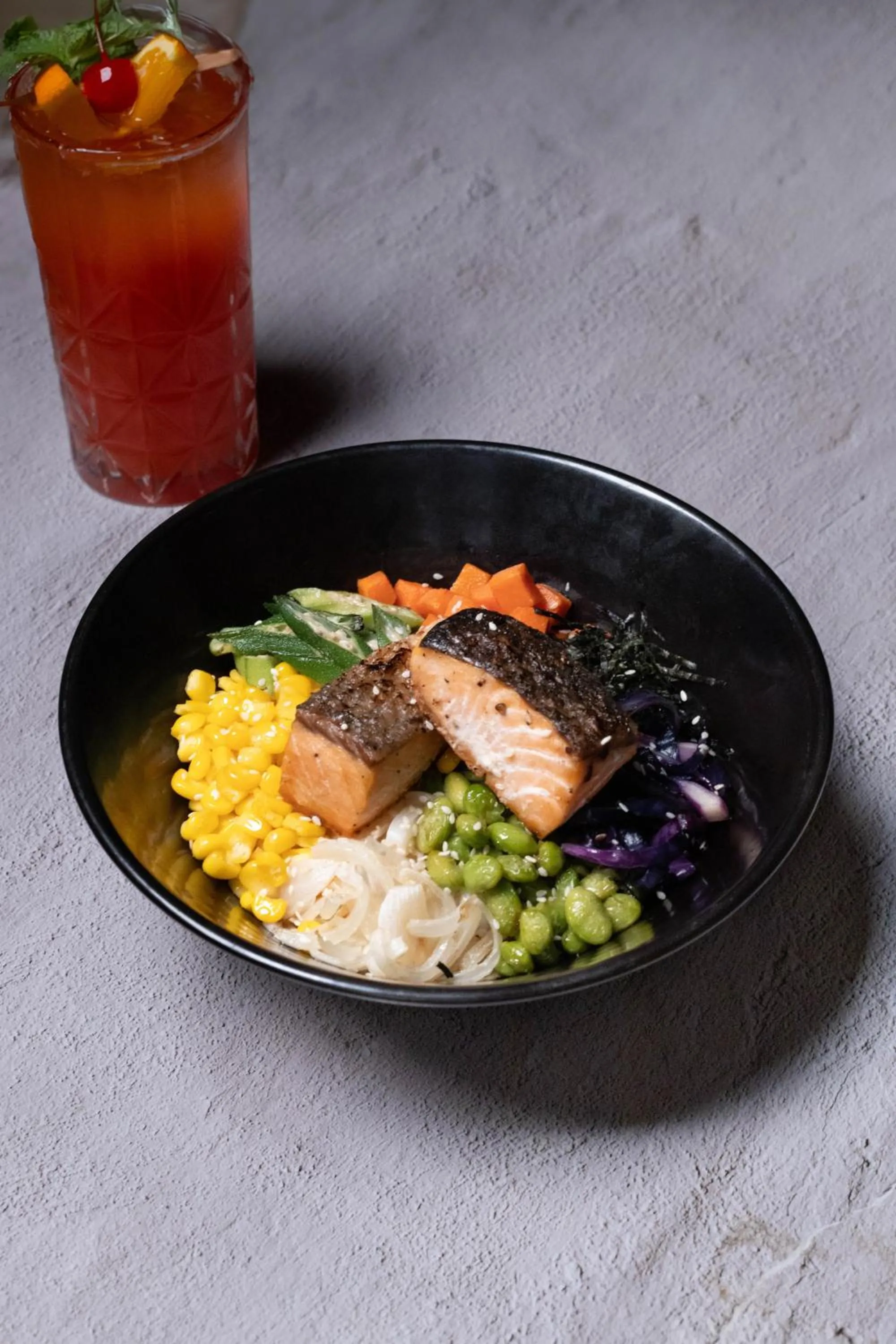 Restaurant/places to eat in DoubleTree by Hilton Sukhumvit Bangkok