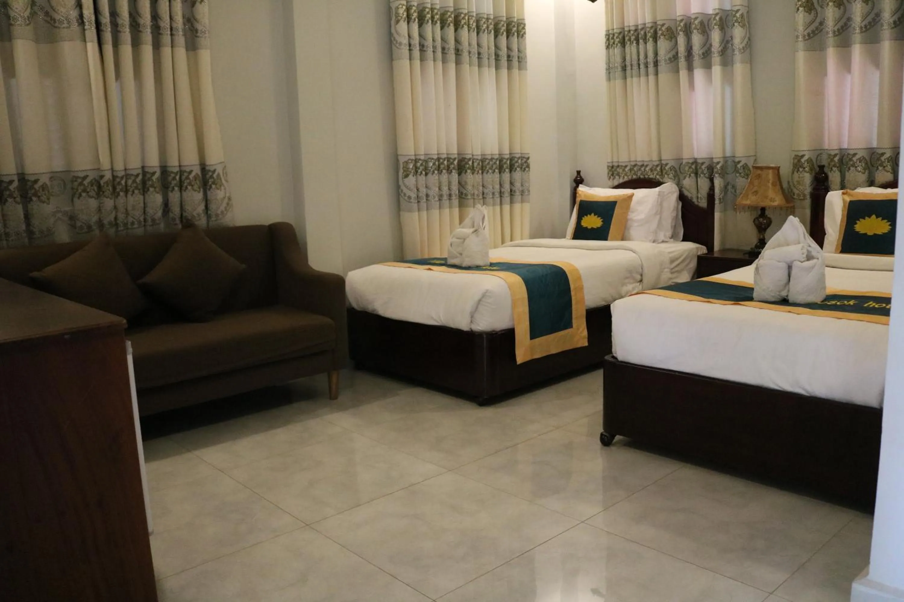 Bed in Villa Mahasok hotel