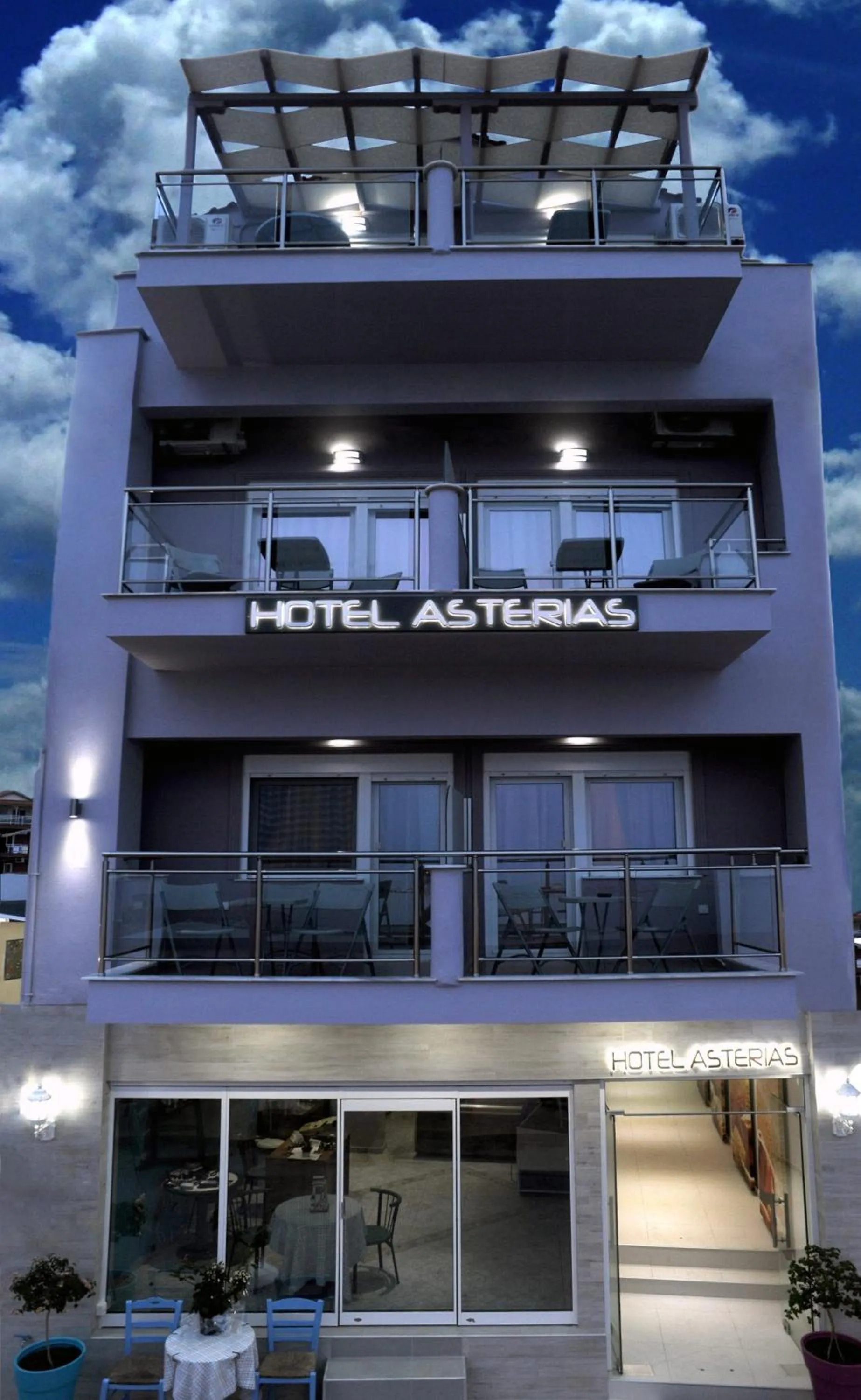 Property building in Hotel Asterias