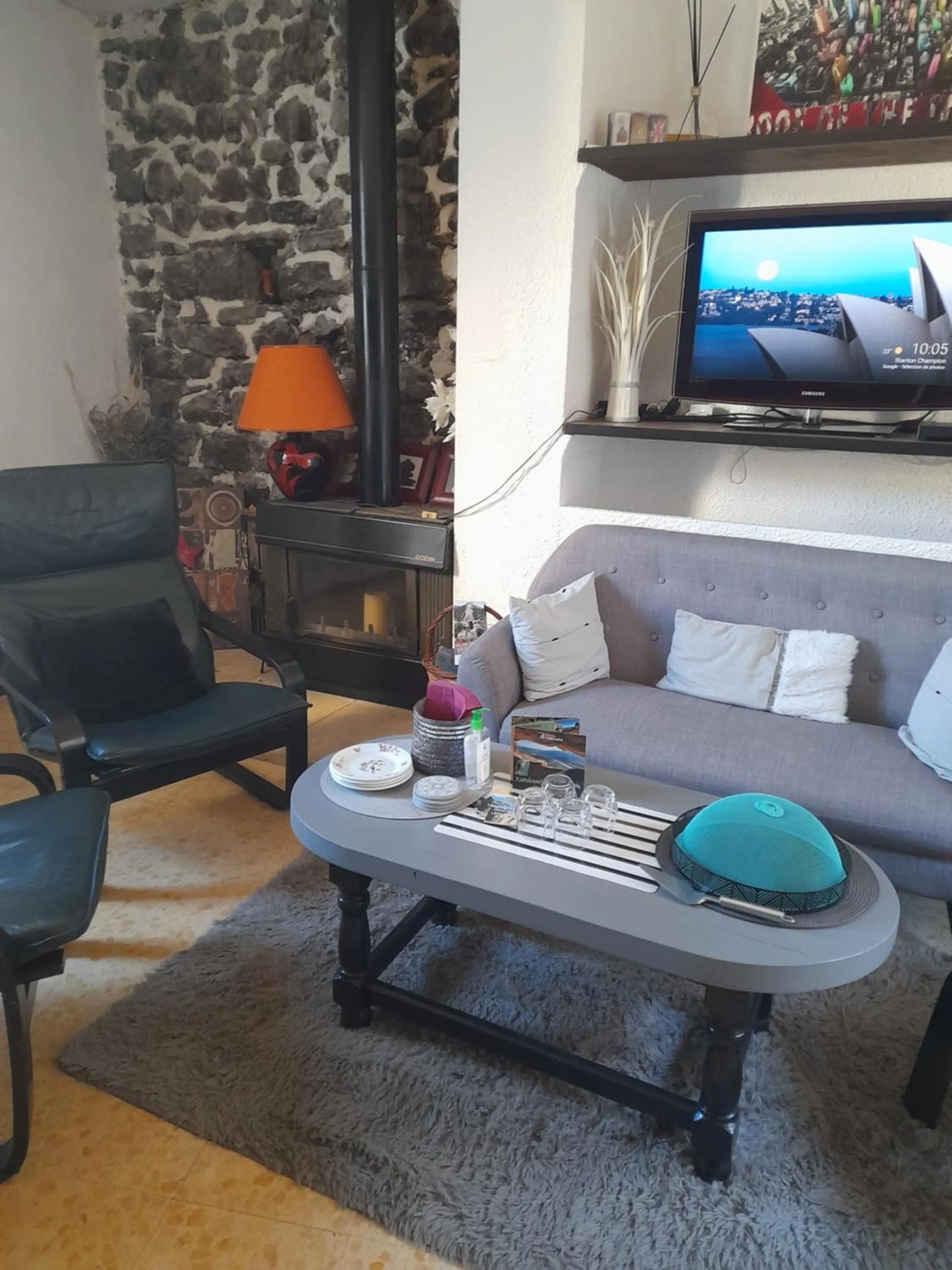 Living room in Les MIRABELLES chambres d'hôtes