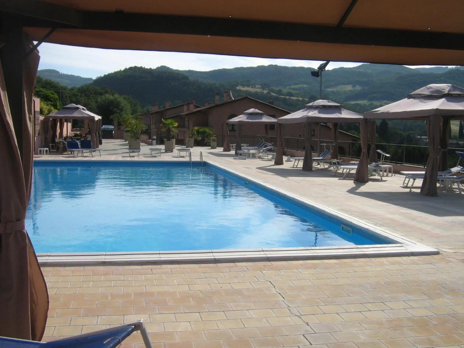 Swimming pool in Carpediem Assisi Living Club