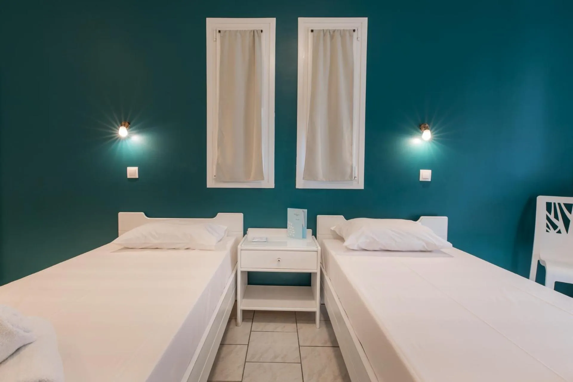 Bed in Hotel Melissanthi