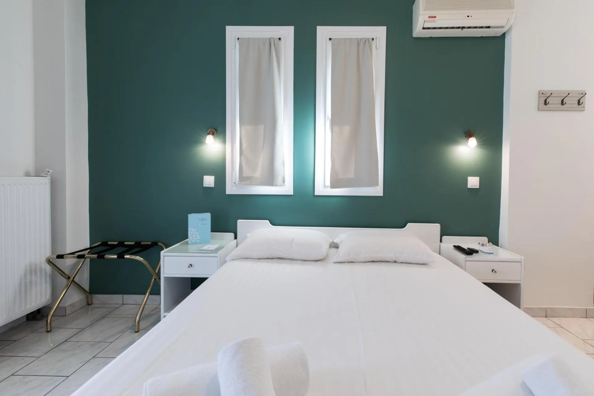 Bedroom, Bed in Hotel Melissanthi